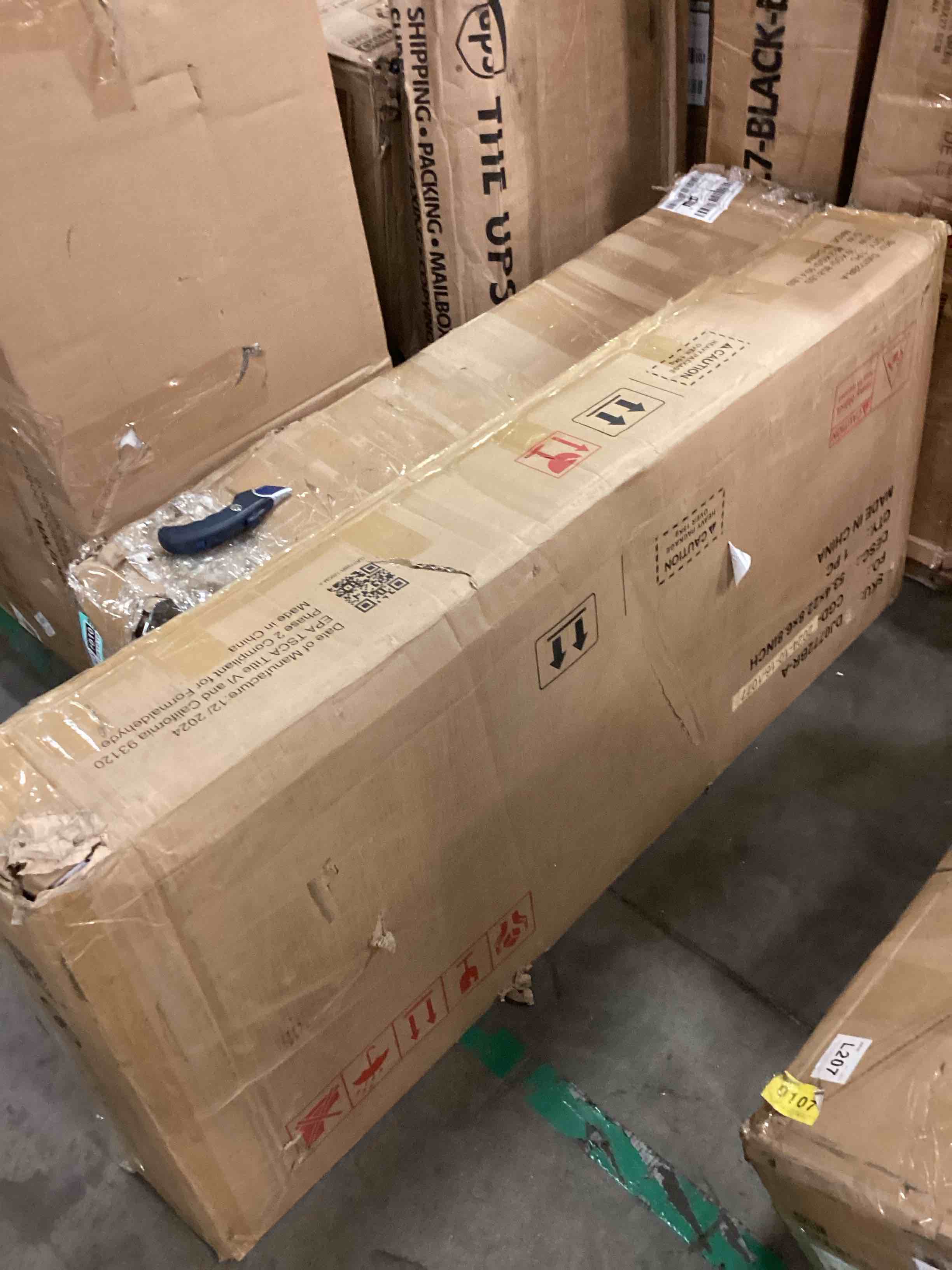 https://s3.amazonaws.com/lotting-images-prod/bidfta/TEA1651007_1753114591517.jpeg