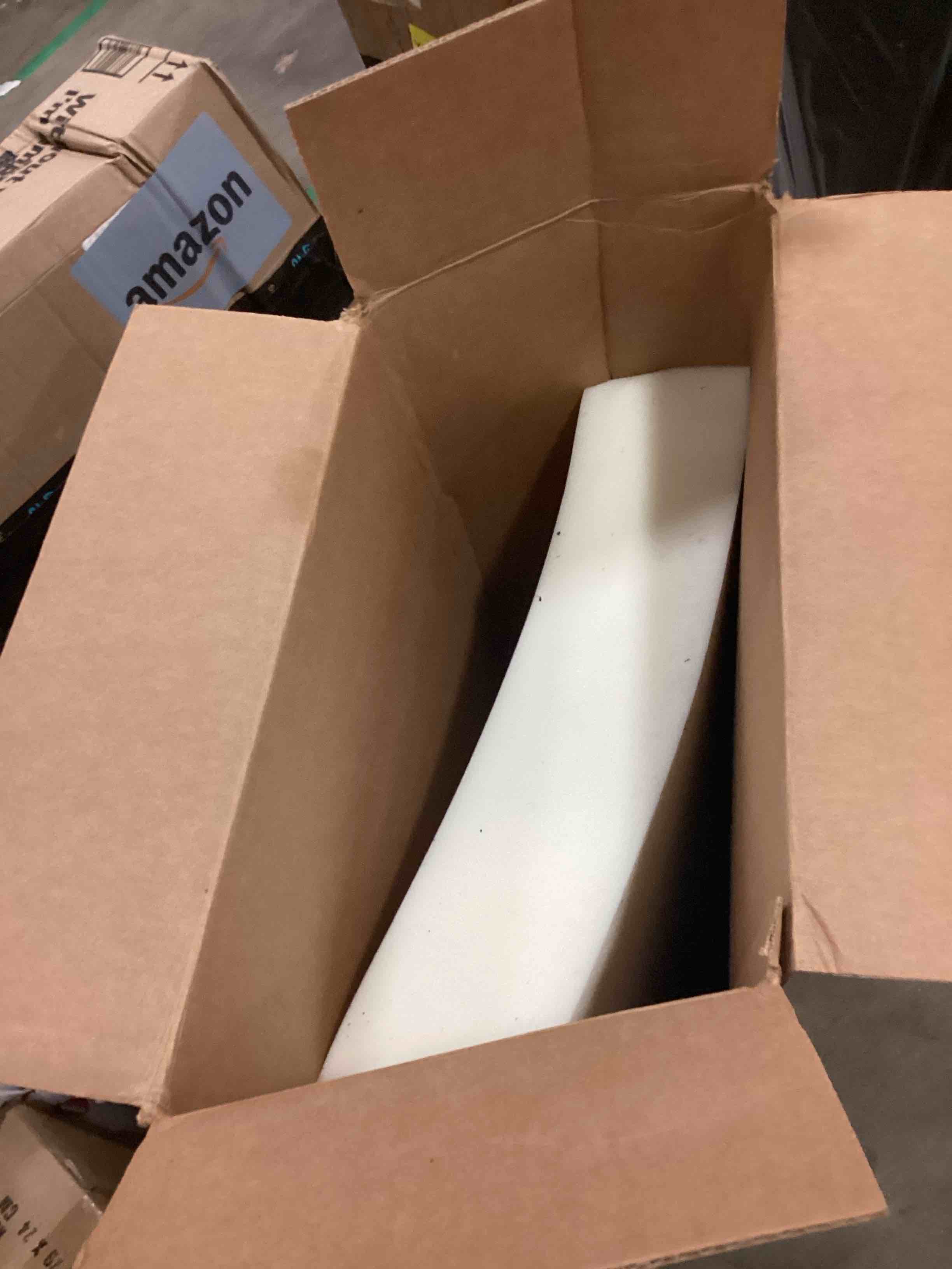 https://s3.amazonaws.com/lotting-images-prod/bidfta/TEA1651132_1753216826086.jpeg