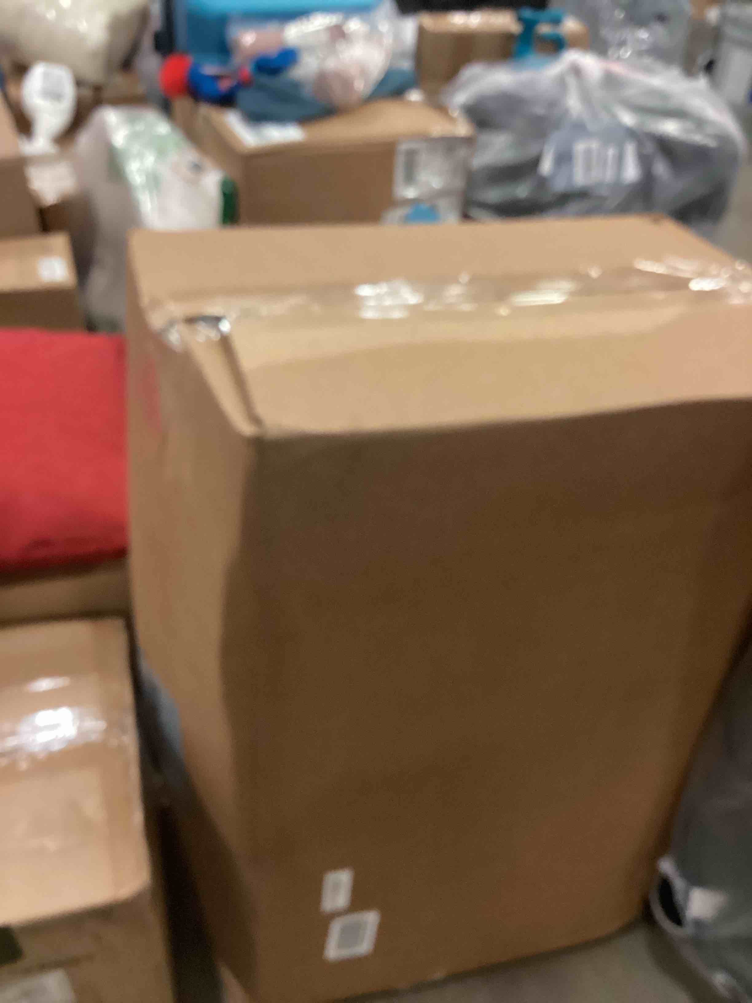 https://s3.amazonaws.com/lotting-images-prod/bidfta/TEA1651132_1753216872416.jpeg