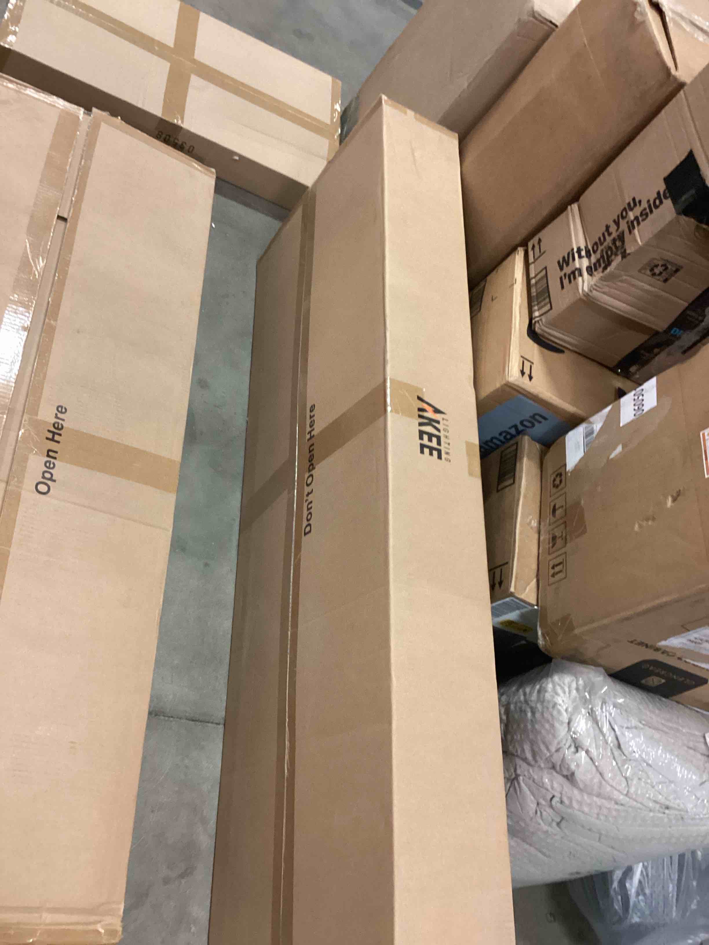 https://s3.amazonaws.com/lotting-images-prod/bidfta/TEA1651138_1753214835131.jpeg