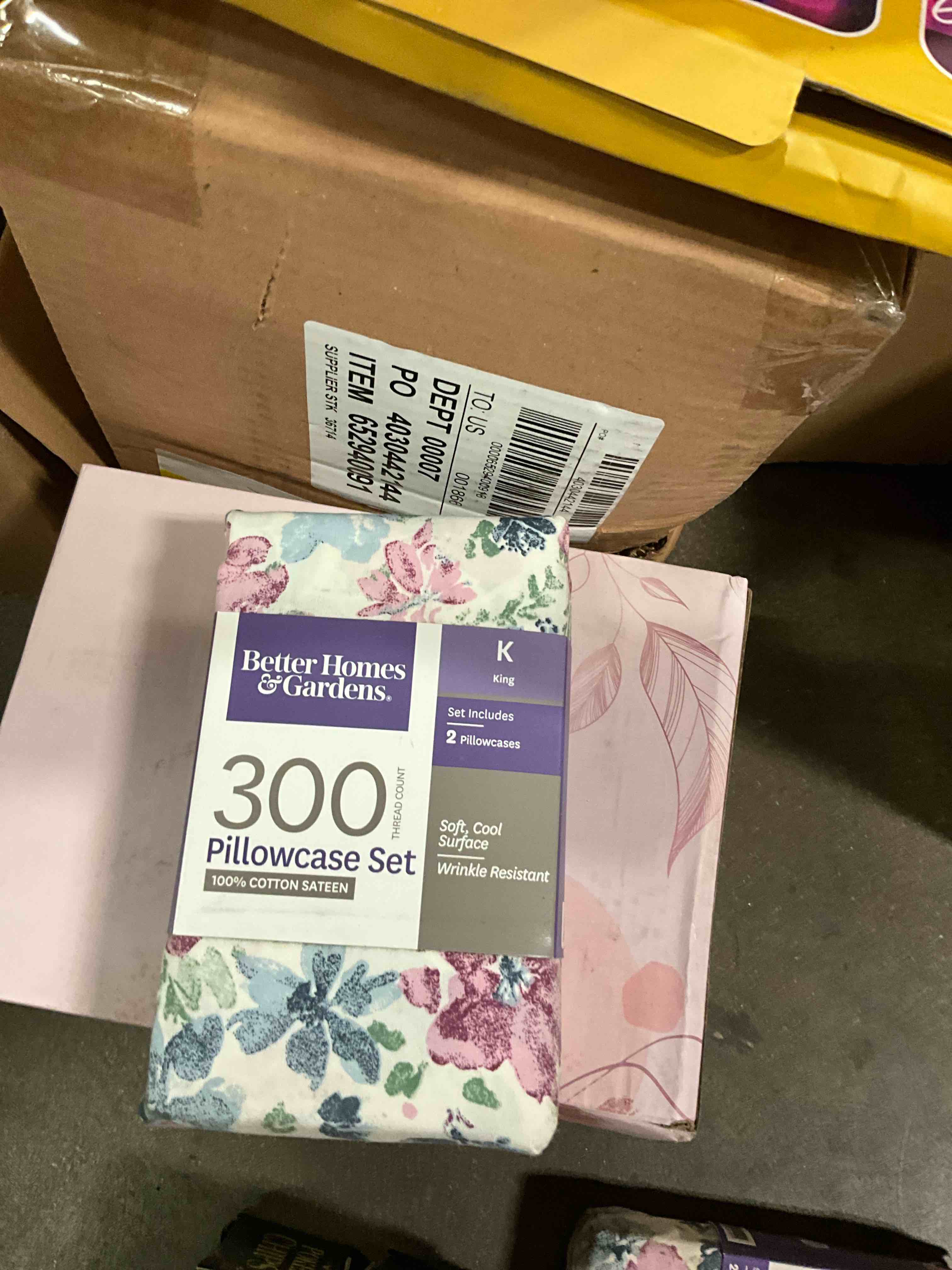 https://s3.amazonaws.com/lotting-images-prod/bidfta/TEA1651160_1753460605509.jpeg