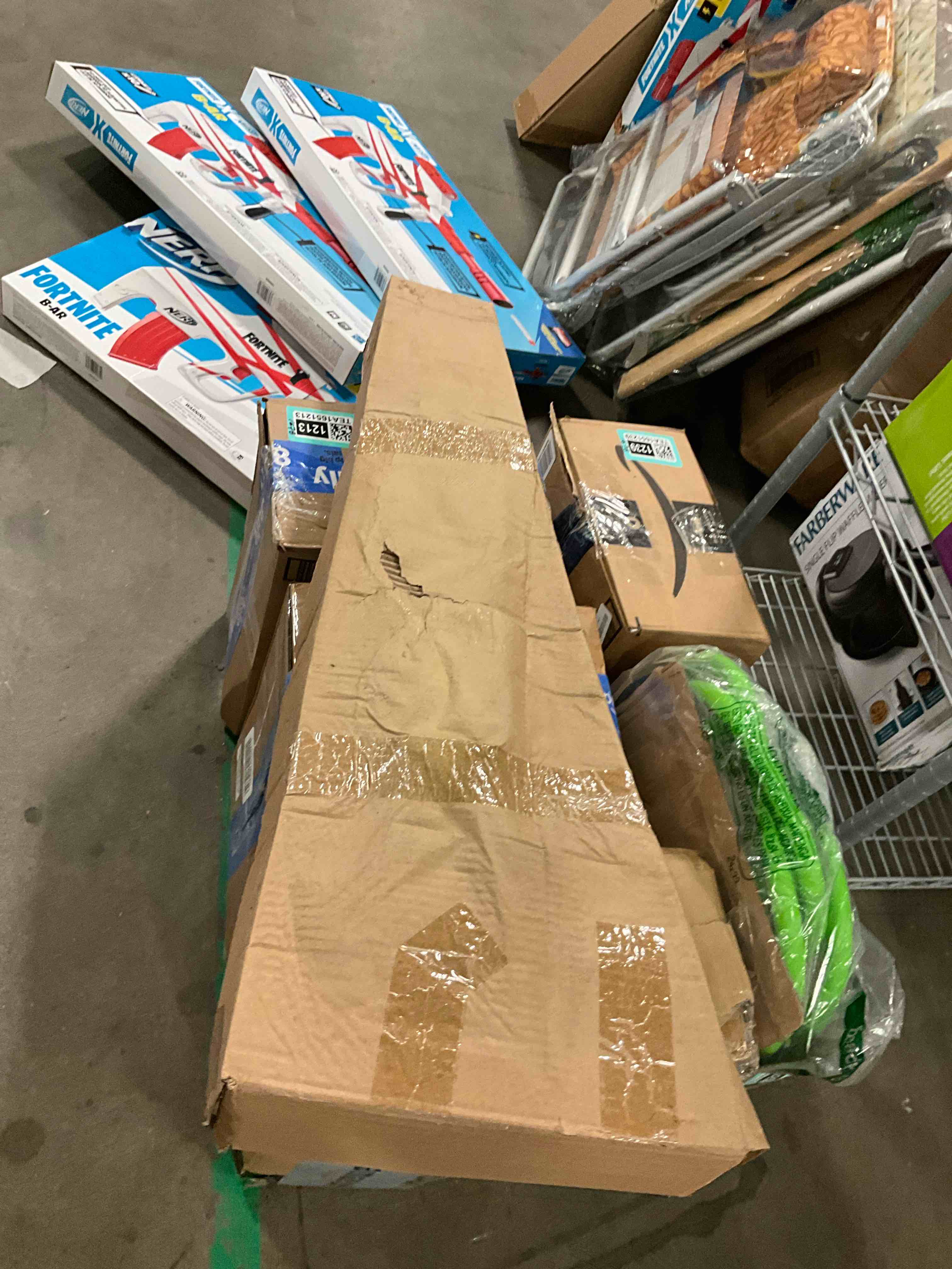 https://s3.amazonaws.com/lotting-images-prod/bidfta/TEA1651191_1753477533719.jpeg