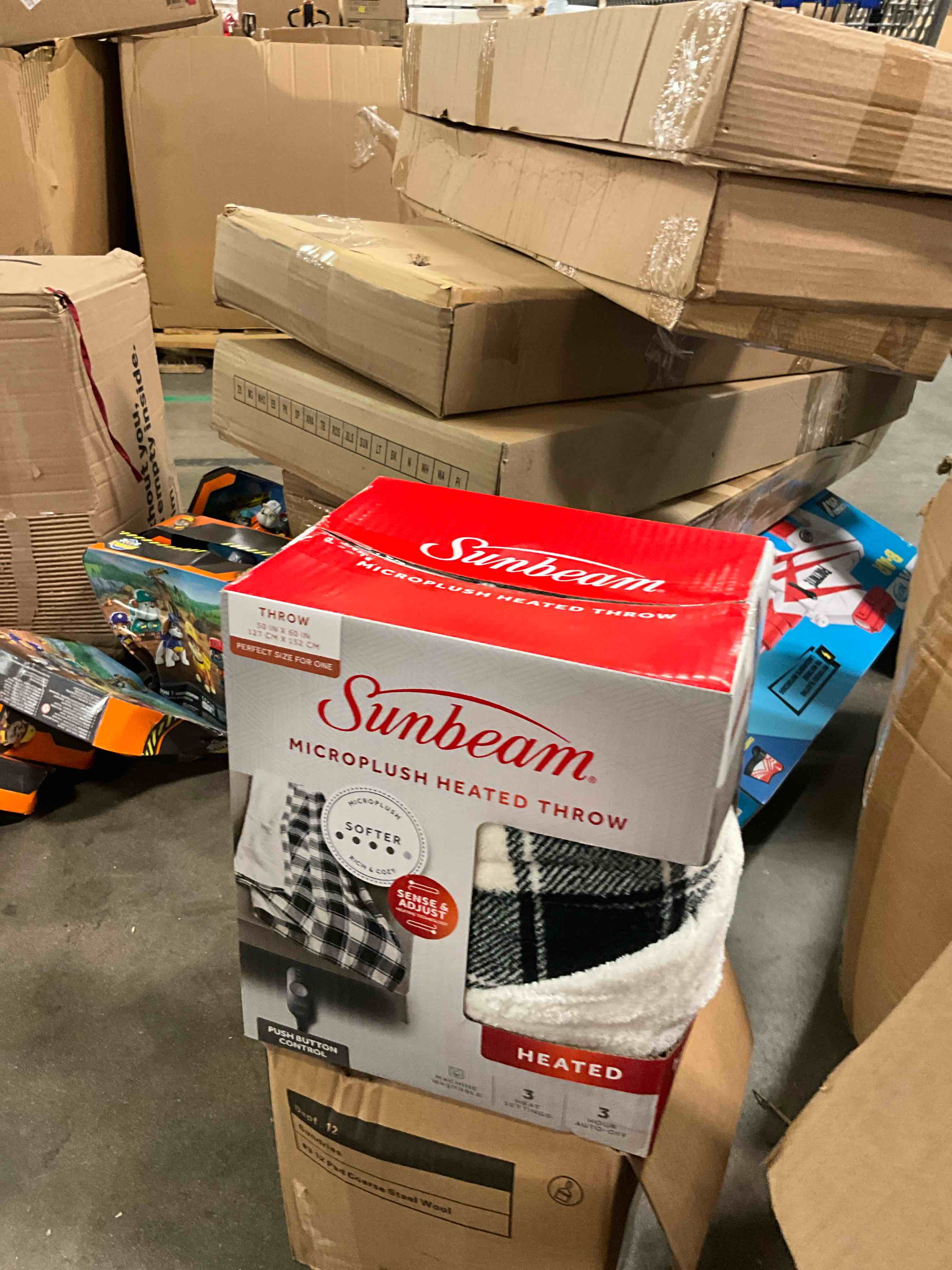https://s3.amazonaws.com/lotting-images-prod/bidfta/TEA1651211_1753473362291.jpeg