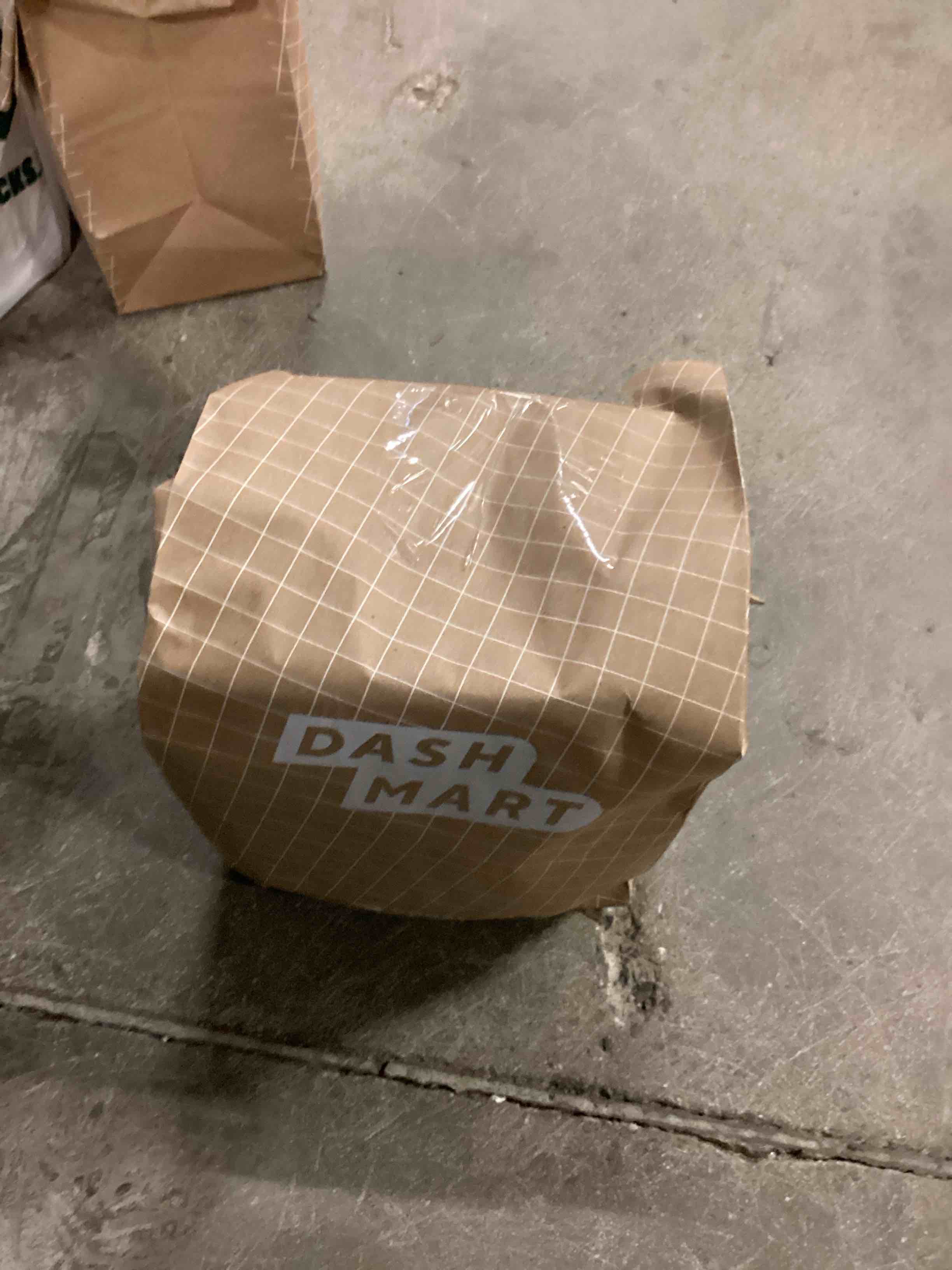 https://s3.amazonaws.com/lotting-images-prod/bidfta/TEA1651597_1754411601537.jpeg