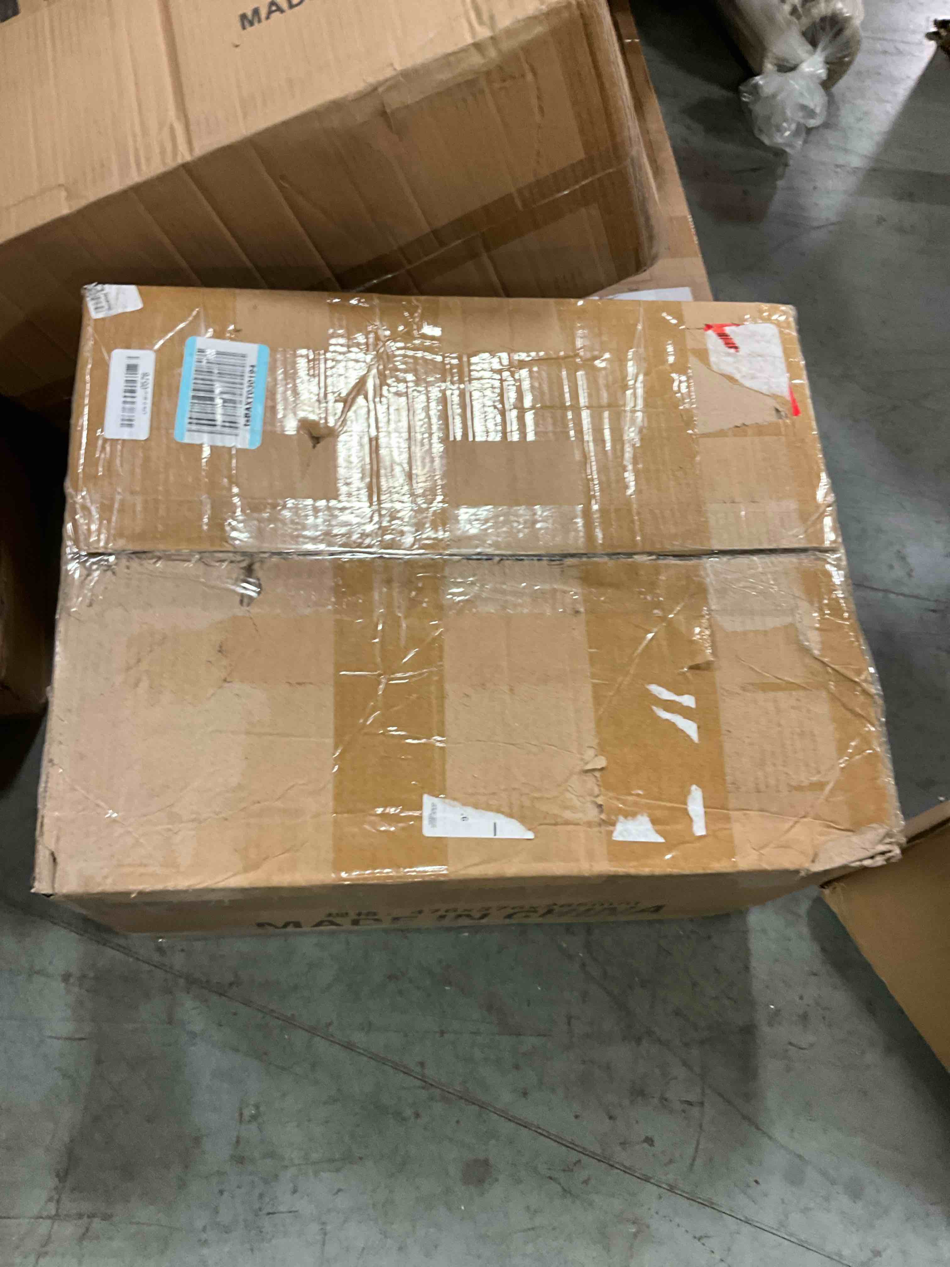 https://s3.amazonaws.com/lotting-images-prod/bidfta/TEA1651706_1754679836103.jpeg