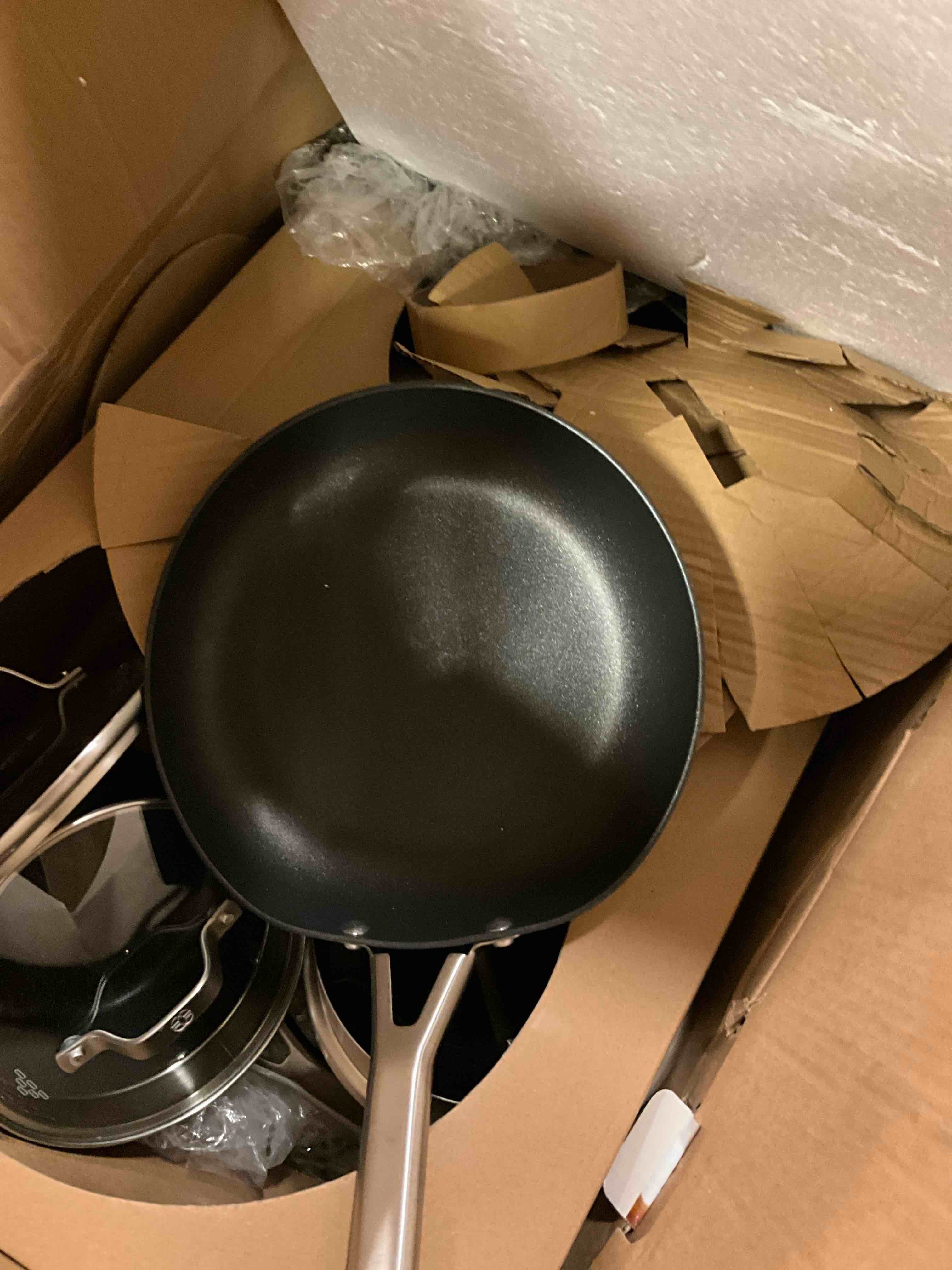 https://s3.amazonaws.com/lotting-images-prod/bidfta/TEA1651718_1754680370534.jpeg