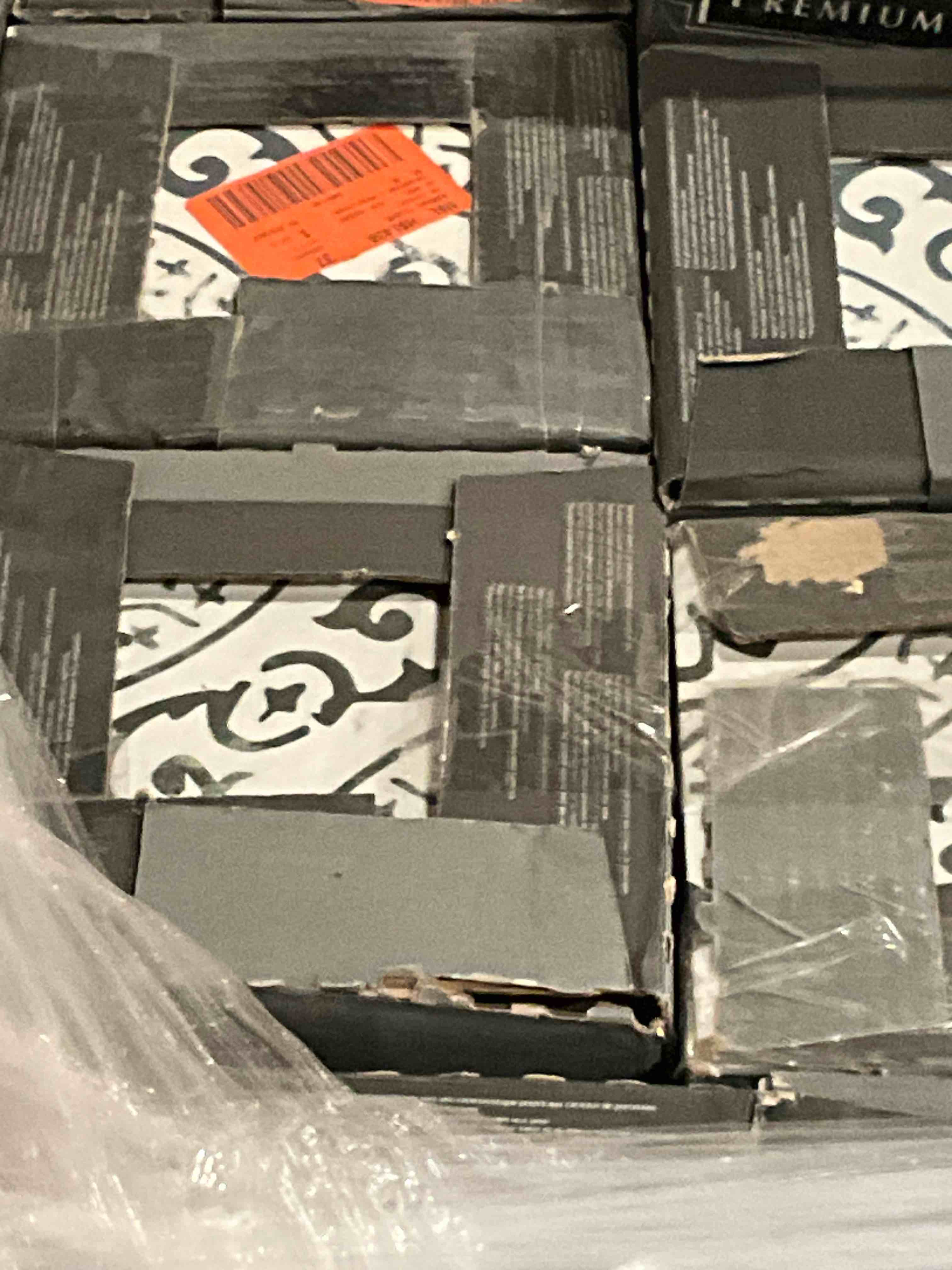 https://s3.amazonaws.com/lotting-images-prod/bidfta/TEA1651808_1755873898458.jpeg