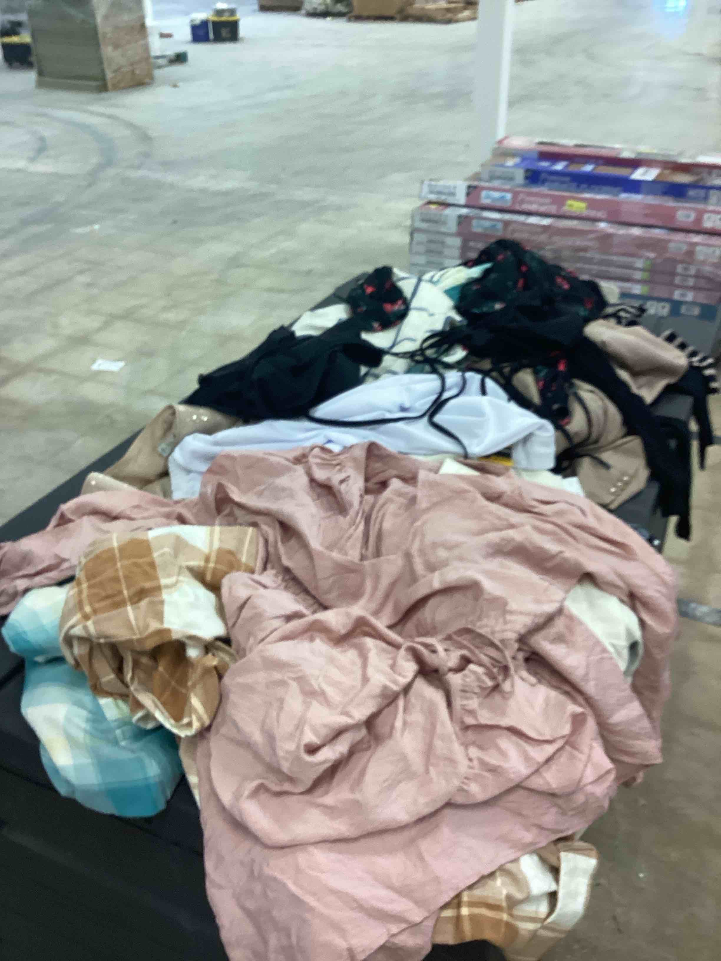 Assorted Clothes For Your Family From Target (Lot Of 15 Pieces)