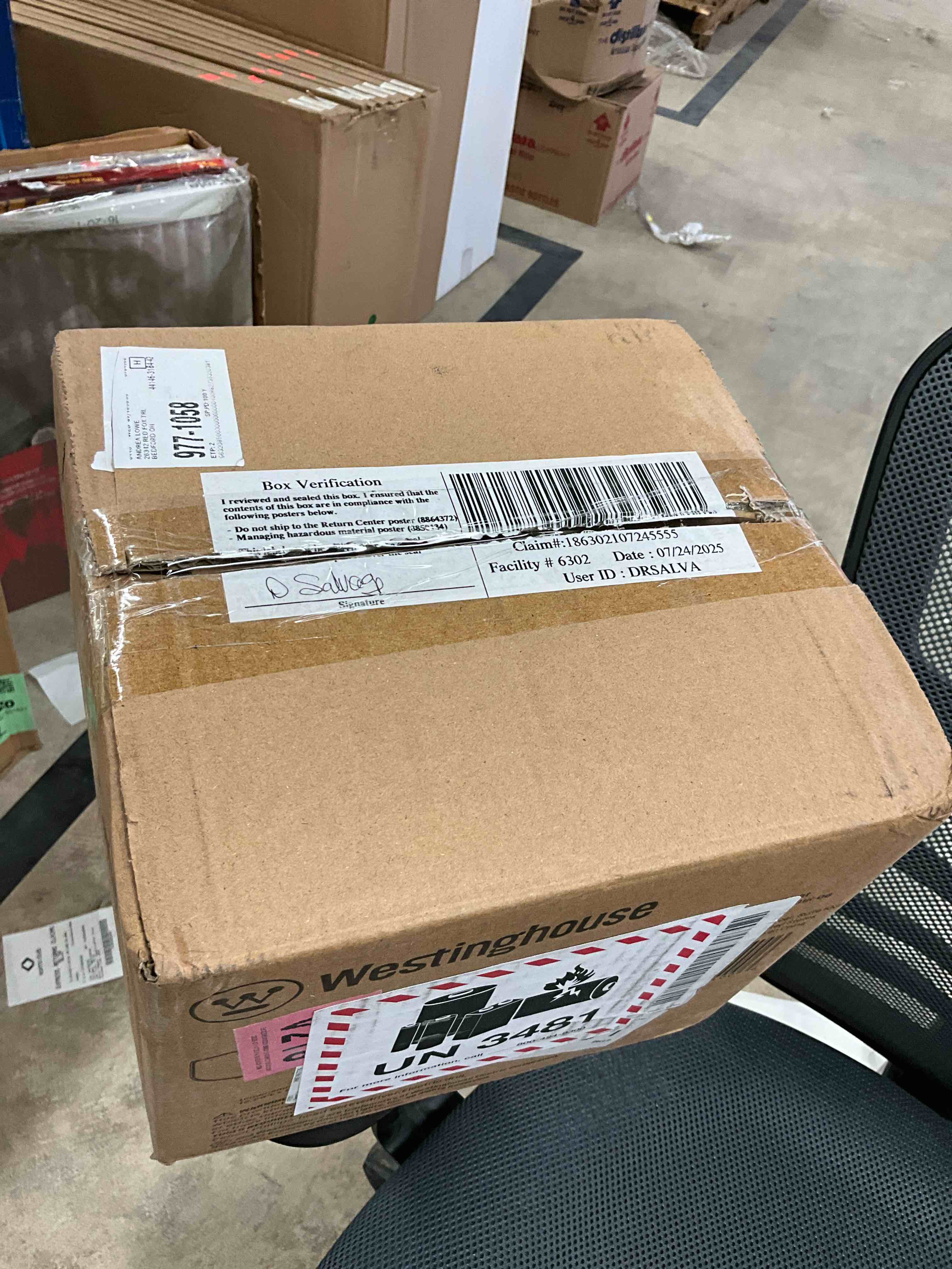 https://s3.amazonaws.com/lotting-images-prod/bidfta/TEA1651865_1757014513122.jpeg
