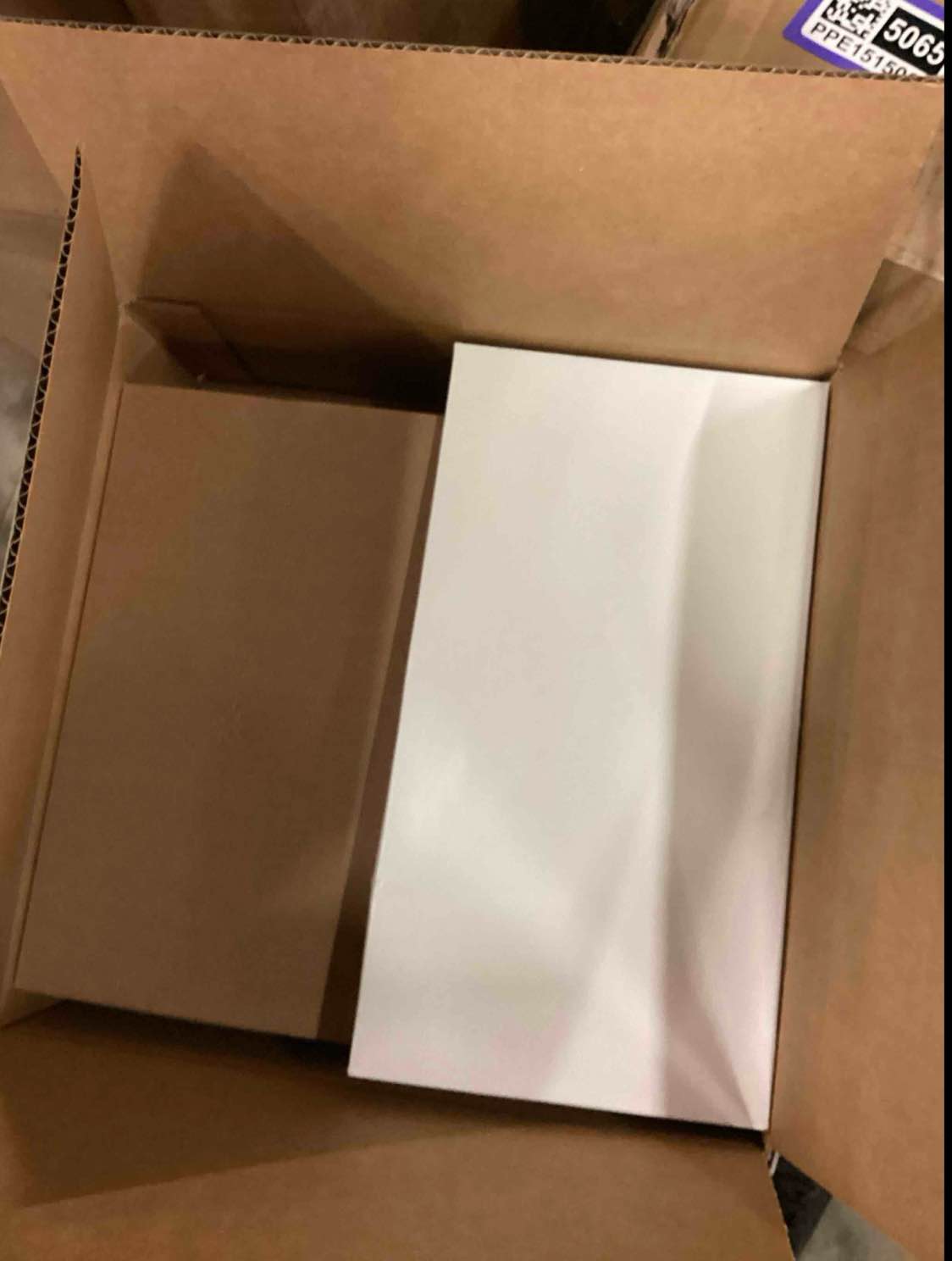 https://s3.amazonaws.com/lotting-images-prod/bidfta/TEA1654174_1751490878872.jpeg