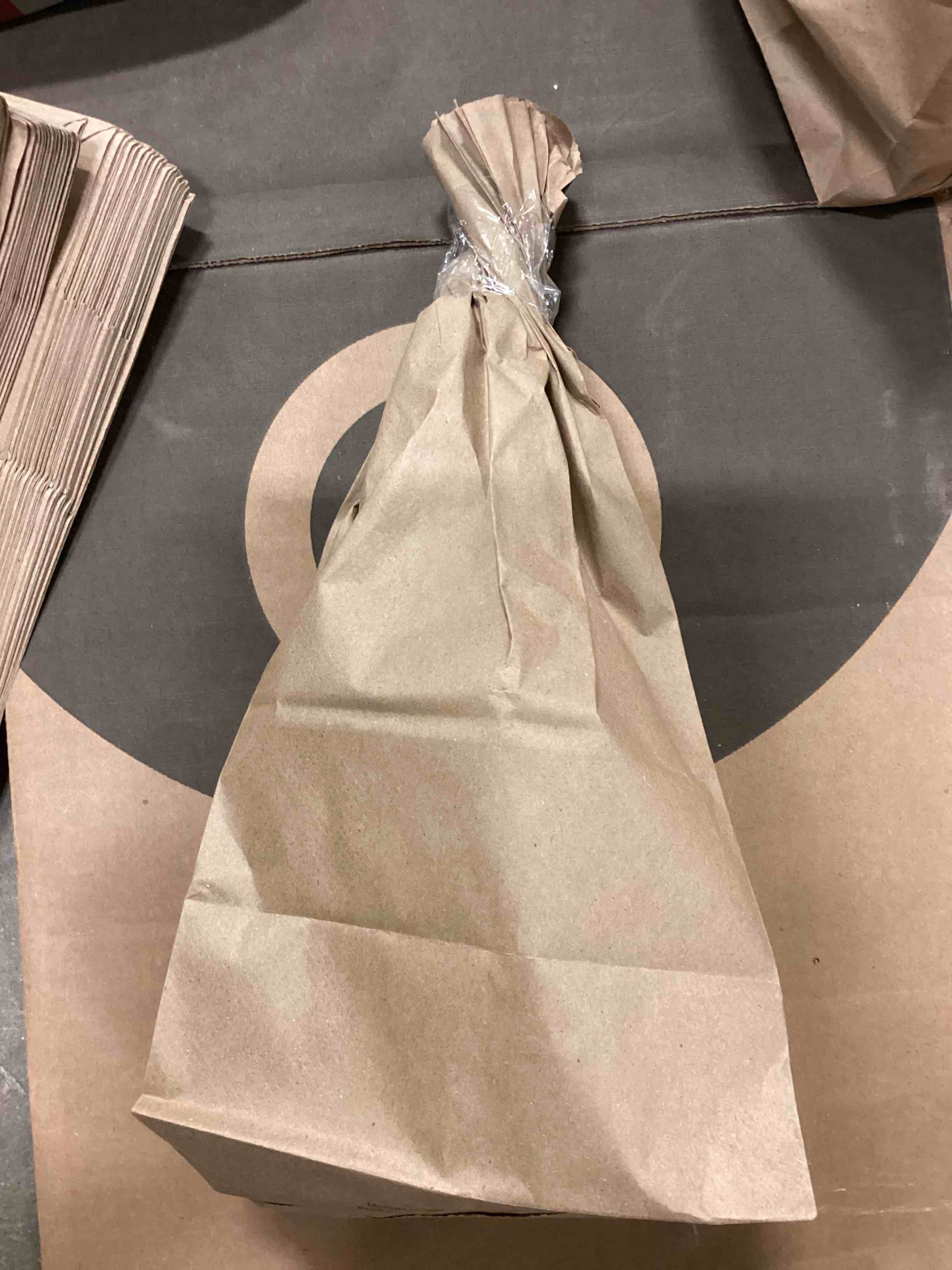 https://s3.amazonaws.com/lotting-images-prod/bidfta/TEA1654291_1751639339239.jpeg