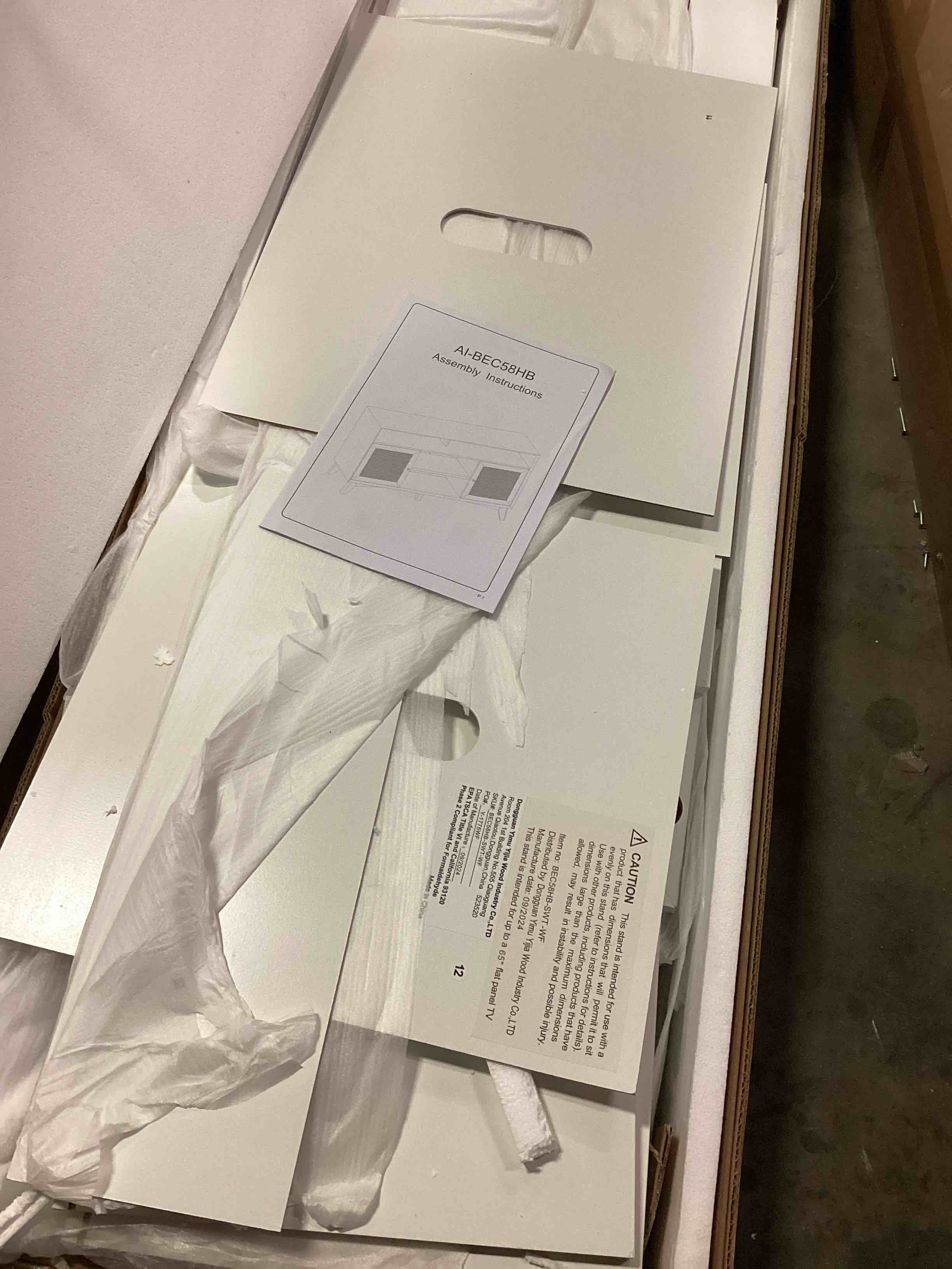 https://s3.amazonaws.com/lotting-images-prod/bidfta/TEA1654370_1752584922061.jpeg