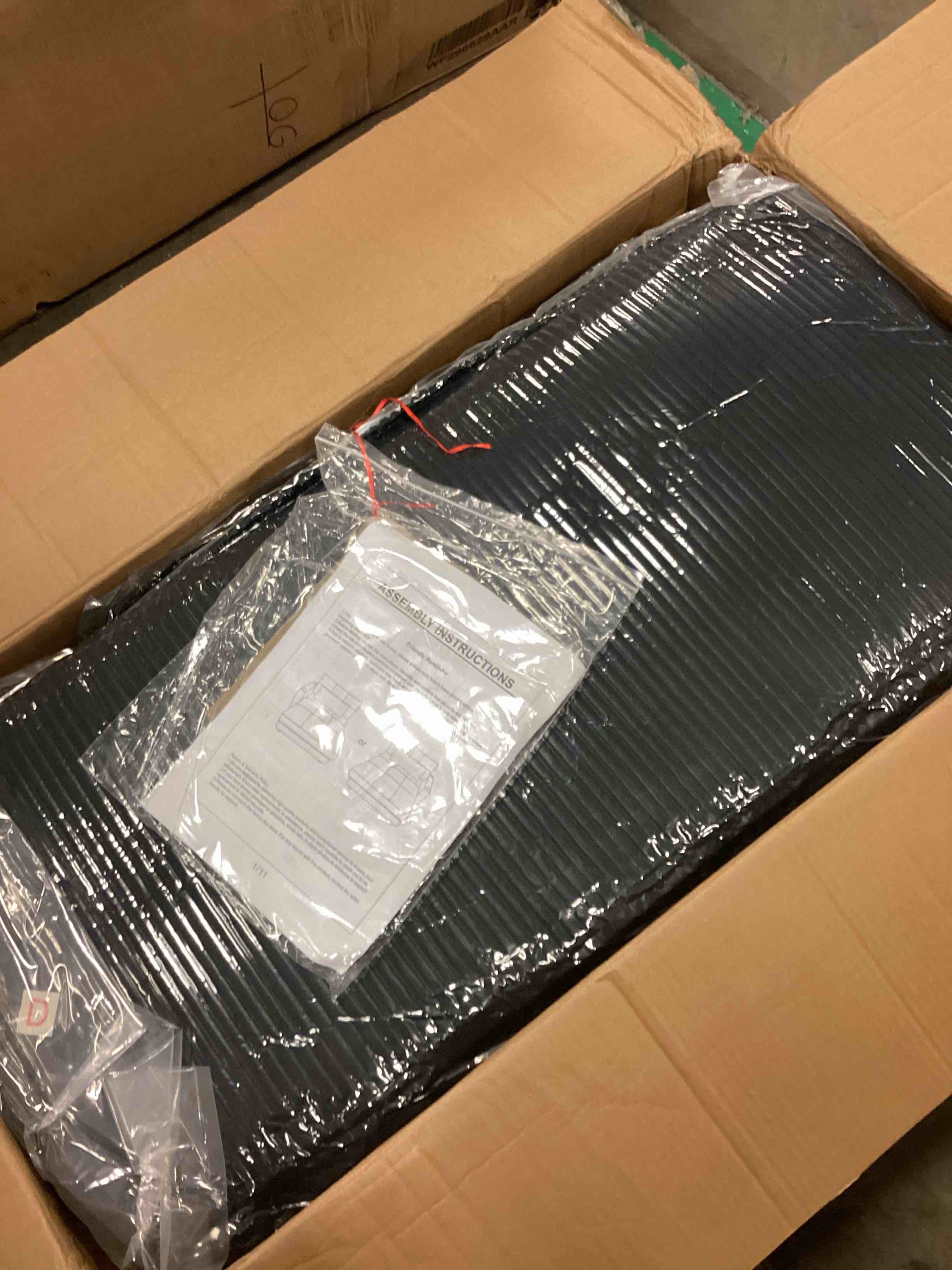 https://s3.amazonaws.com/lotting-images-prod/bidfta/TEA1654458_1752698174258.jpeg