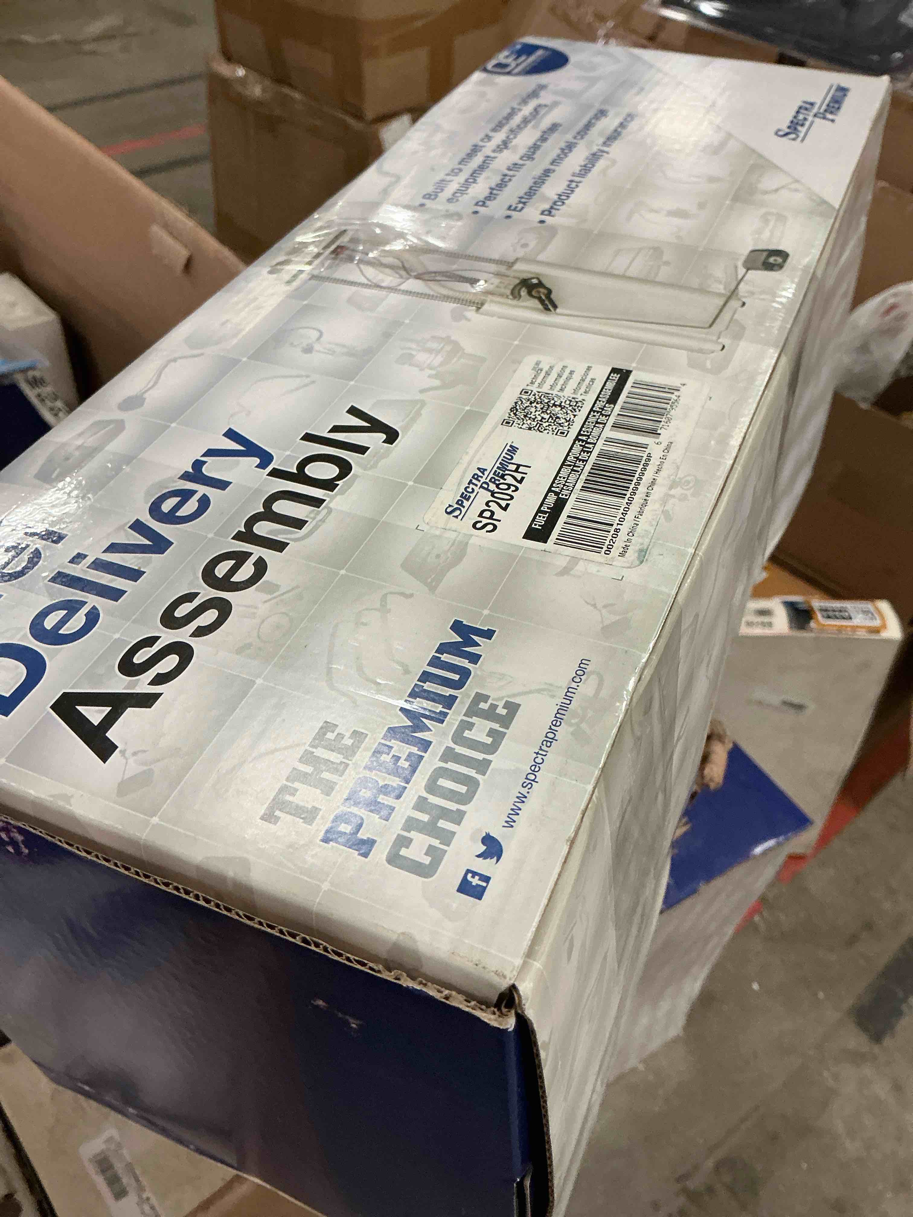 https://s3.amazonaws.com/lotting-images-prod/bidfta/TEA1657243_1751379138150.jpeg