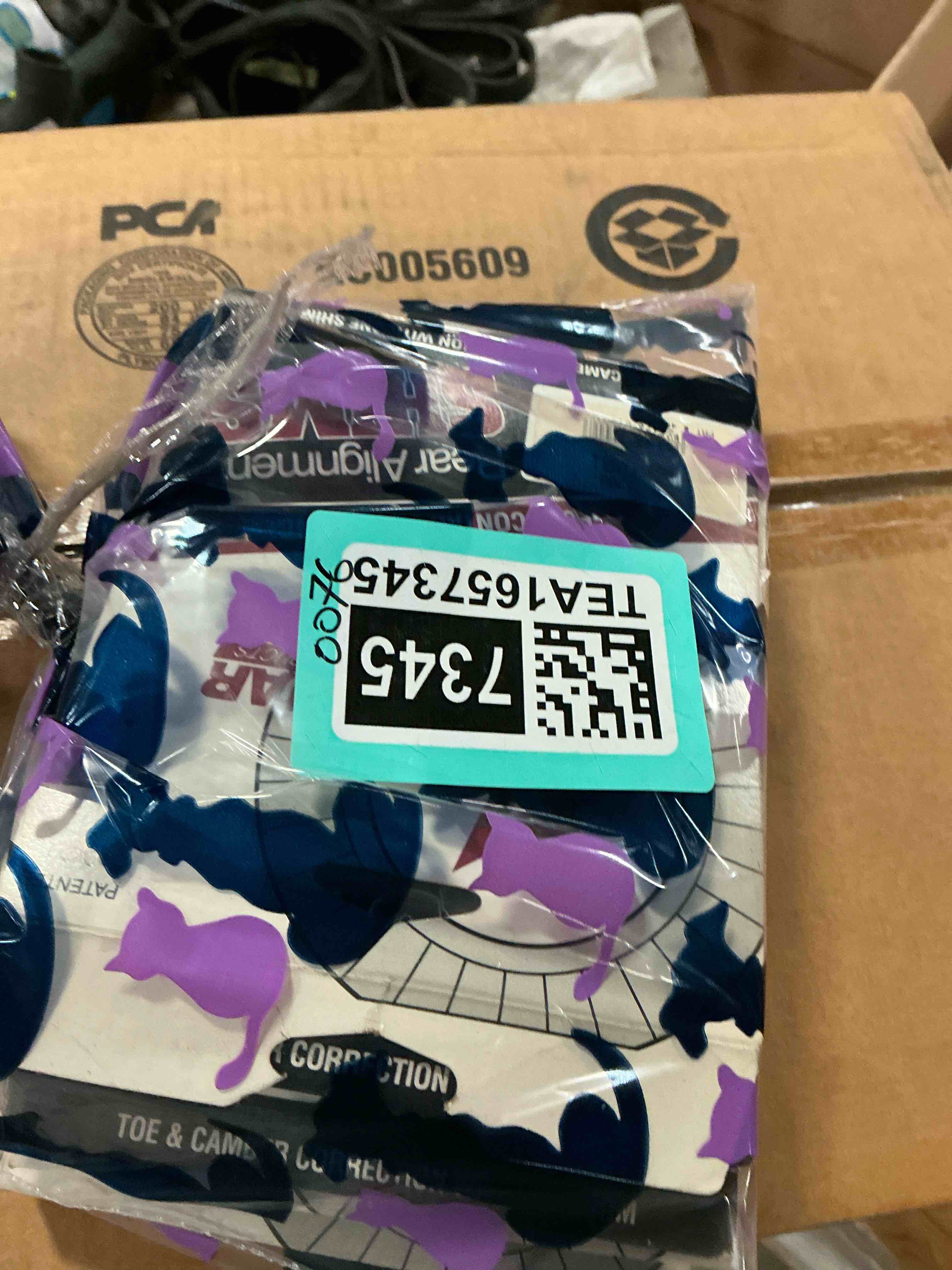 https://s3.amazonaws.com/lotting-images-prod/bidfta/TEA1657345_1751471655808.jpeg