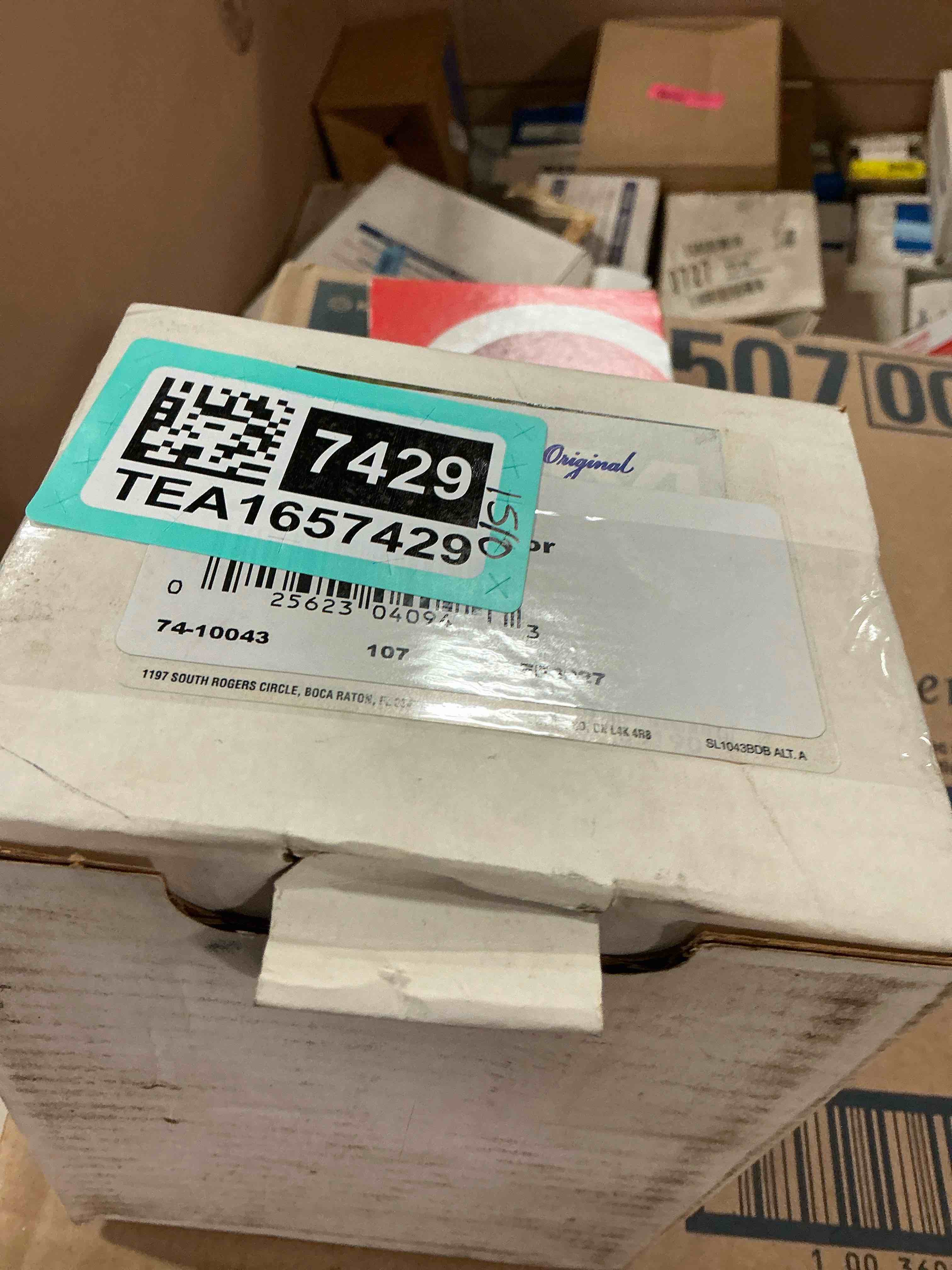 https://s3.amazonaws.com/lotting-images-prod/bidfta/TEA1657429_1751554140933.jpeg