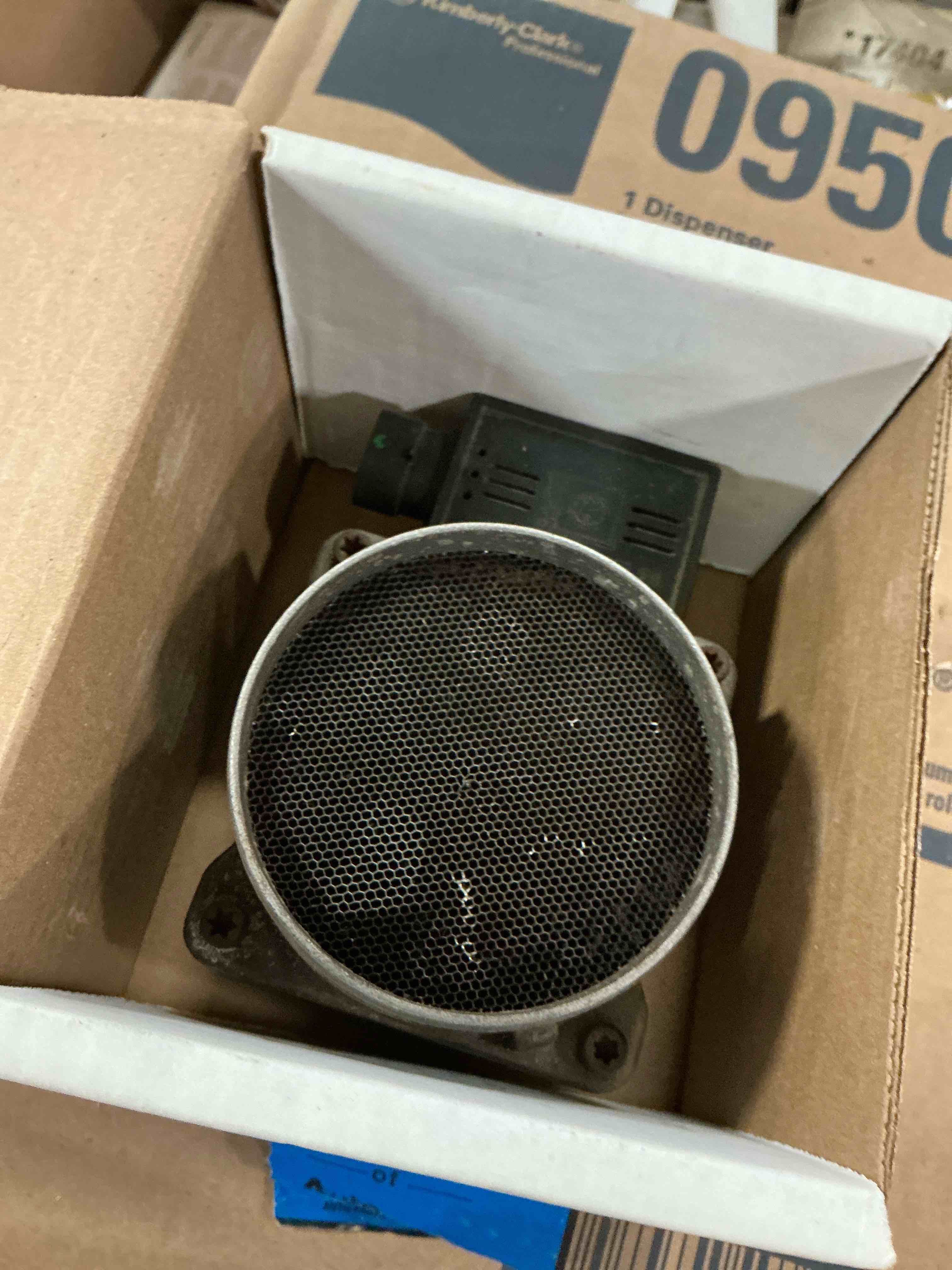 https://s3.amazonaws.com/lotting-images-prod/bidfta/TEA1657443_1751551313399.jpeg