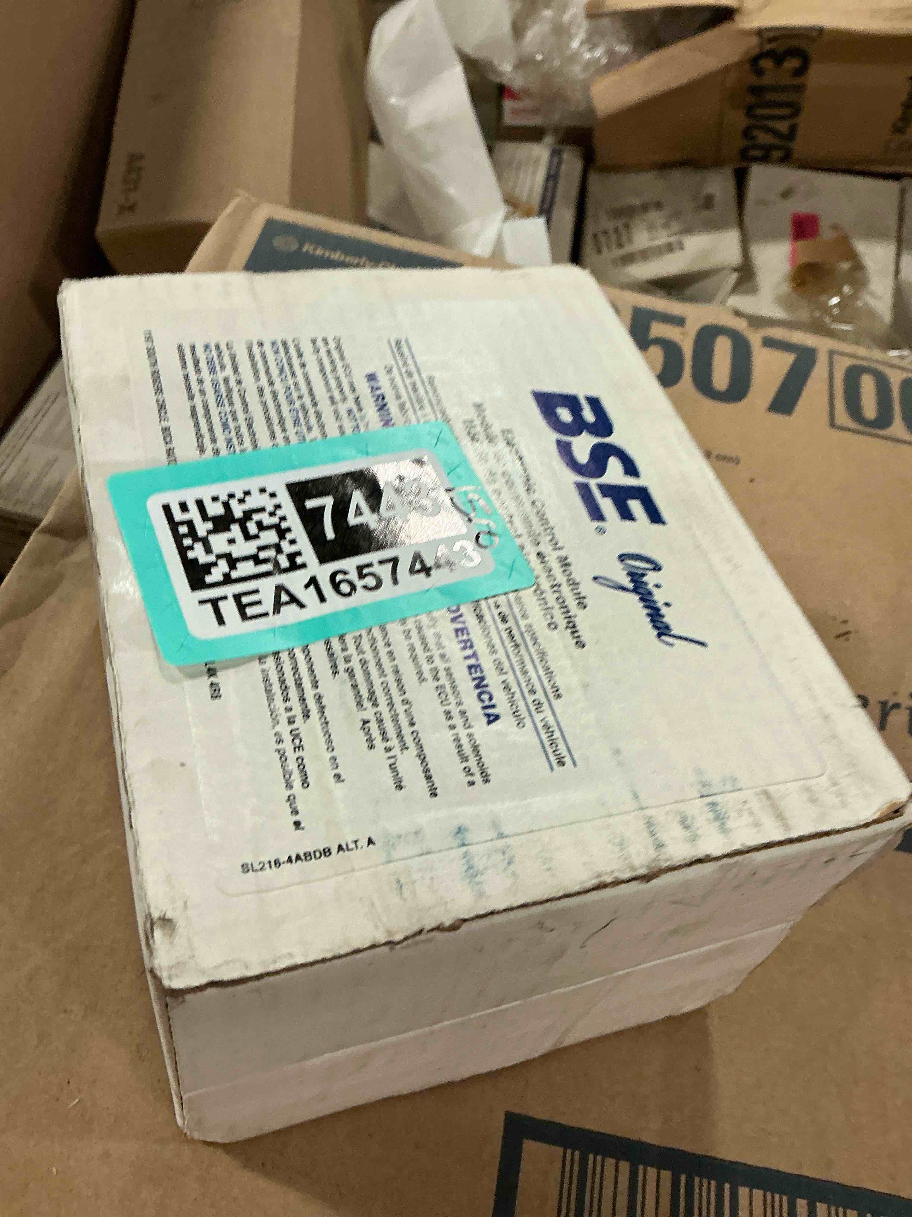 https://s3.amazonaws.com/lotting-images-prod/bidfta/TEA1657443_1751551340862.jpeg