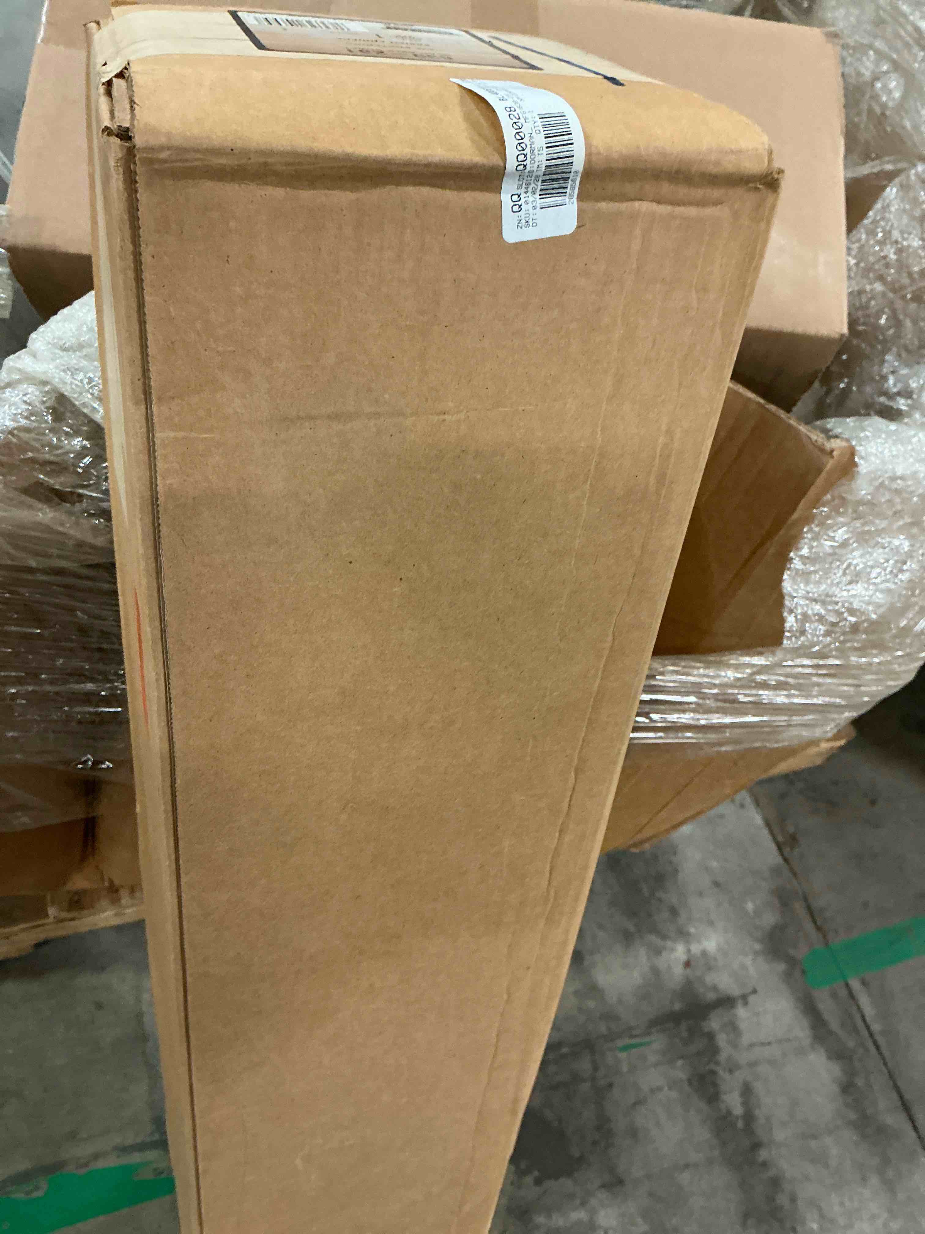 https://s3.amazonaws.com/lotting-images-prod/bidfta/TEA1657493_1751635575859.jpeg