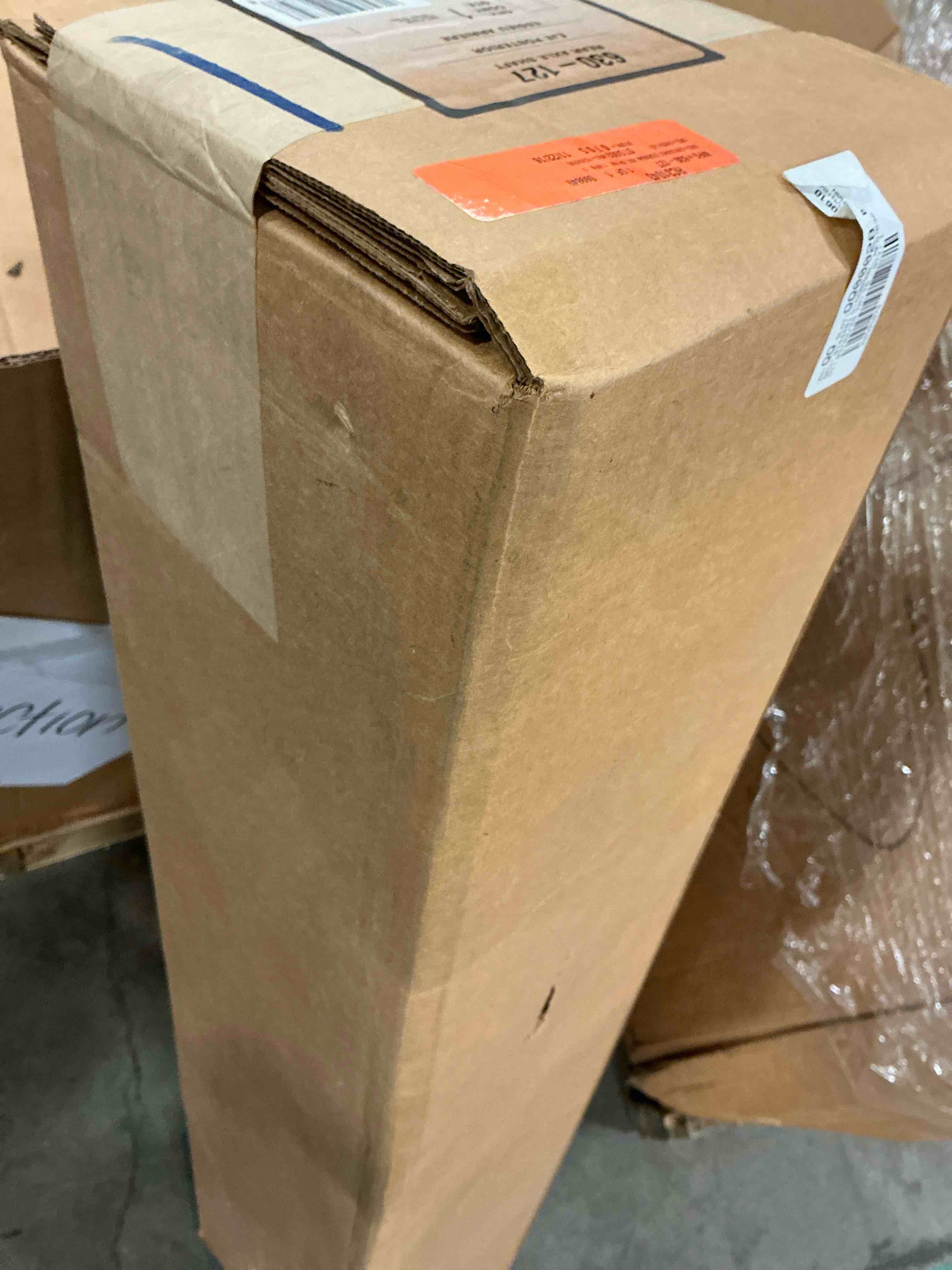 https://s3.amazonaws.com/lotting-images-prod/bidfta/TEA1657496_1751635305023.jpeg
