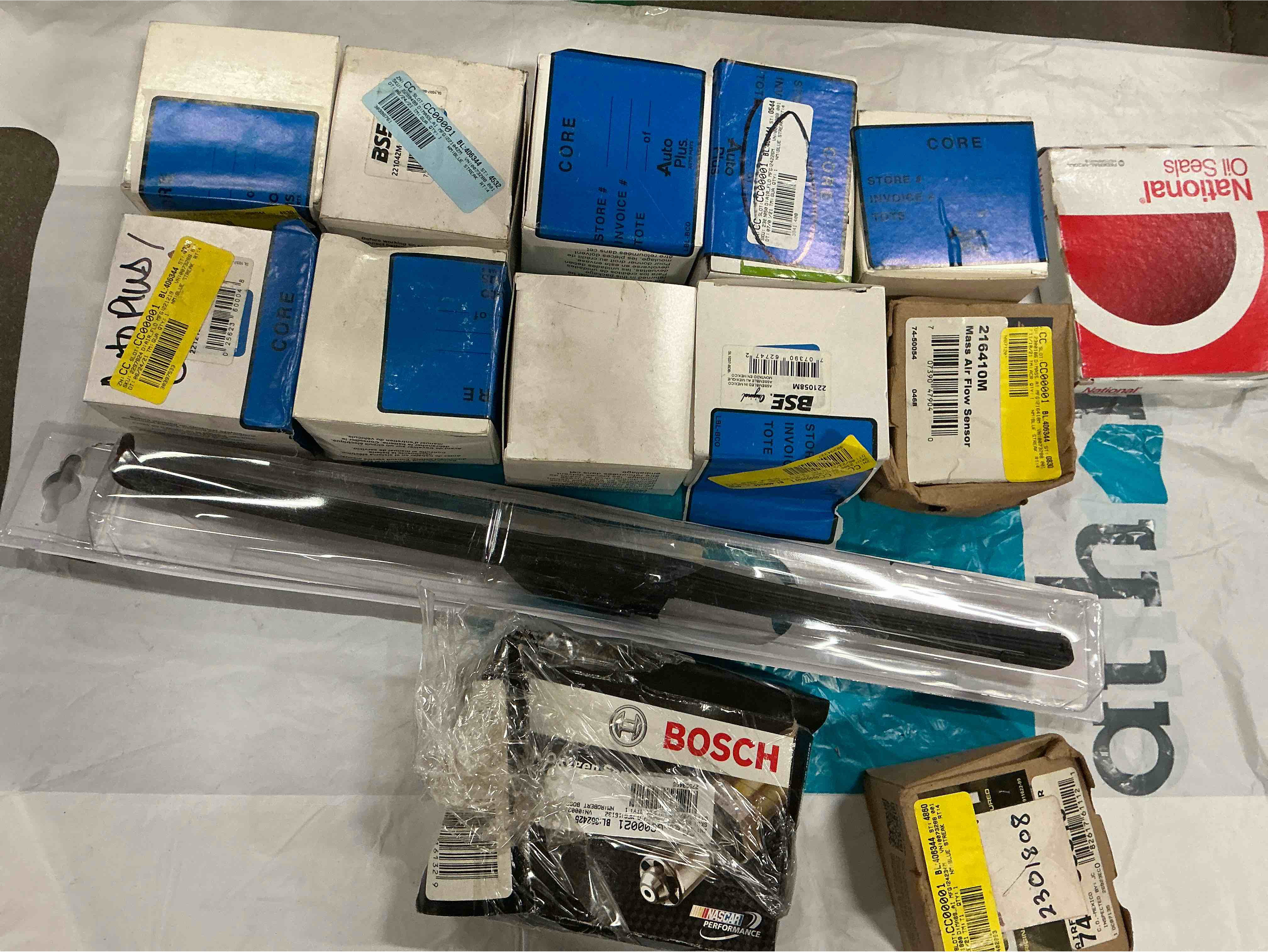 Assorted of car parts 