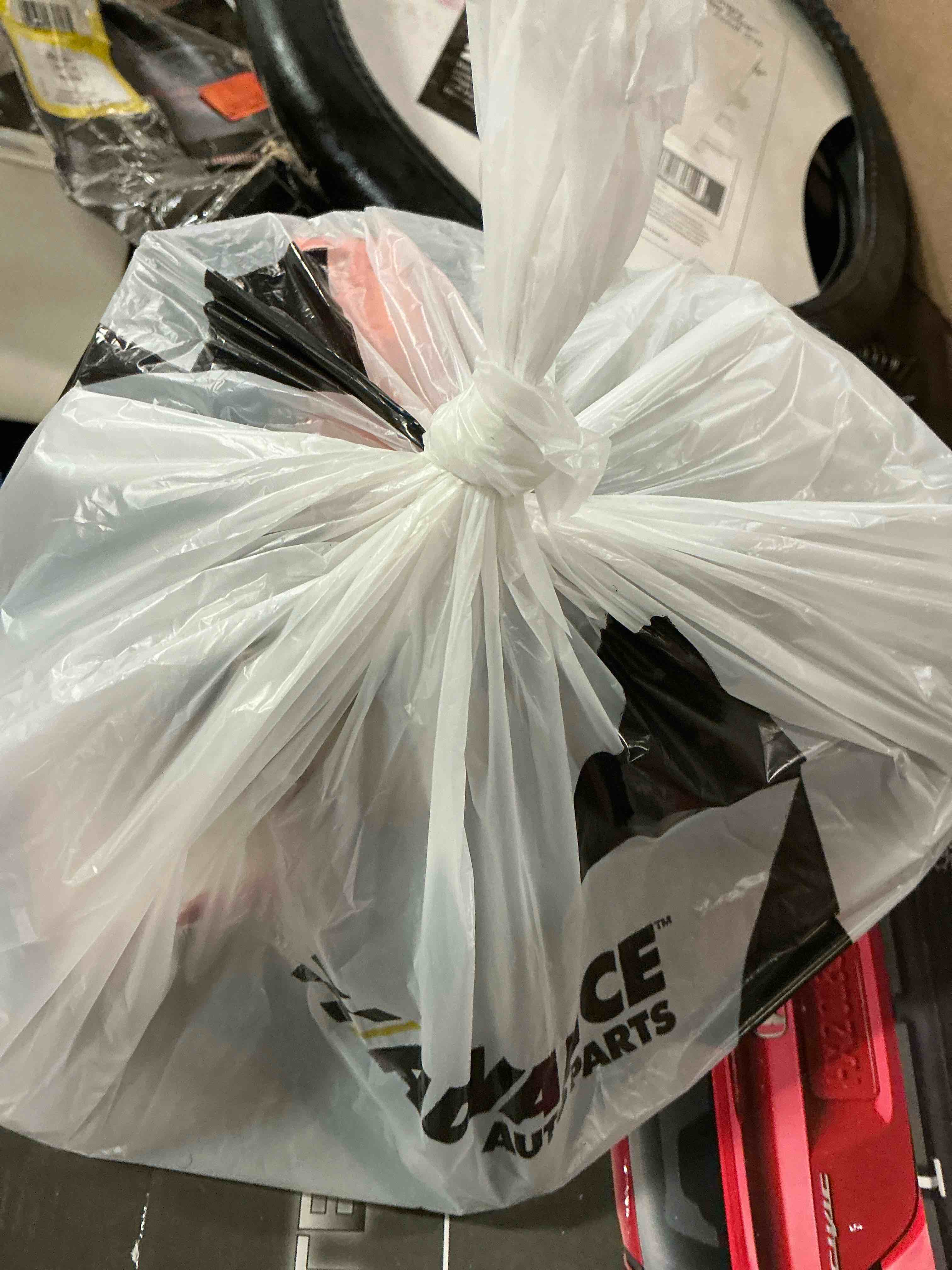 https://s3.amazonaws.com/lotting-images-prod/bidfta/TEA1658606_1753452902326.jpeg