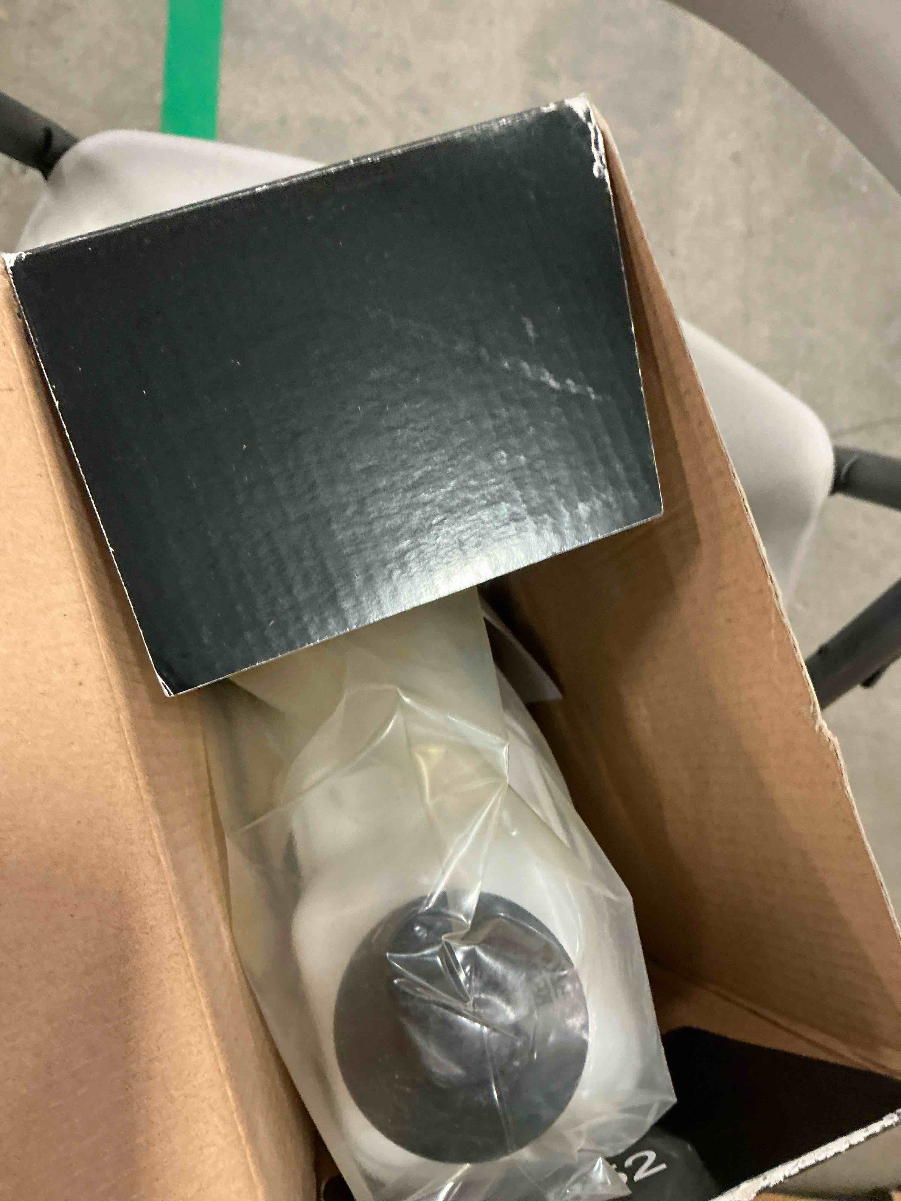 https://s3.amazonaws.com/lotting-images-prod/bidfta/TEA1658730_1753798702105.jpeg