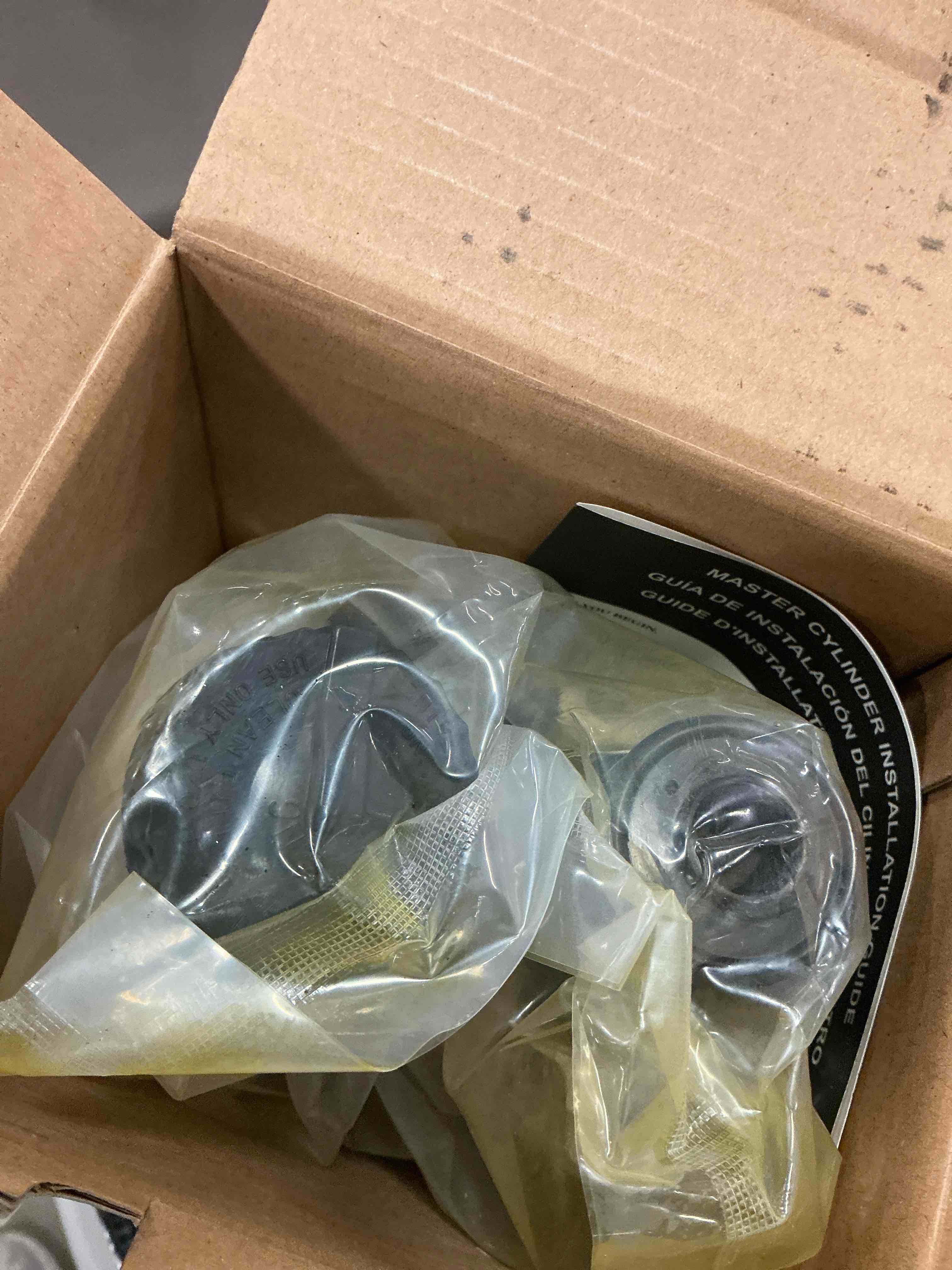 https://s3.amazonaws.com/lotting-images-prod/bidfta/TEA1658731_1753798773533.jpeg