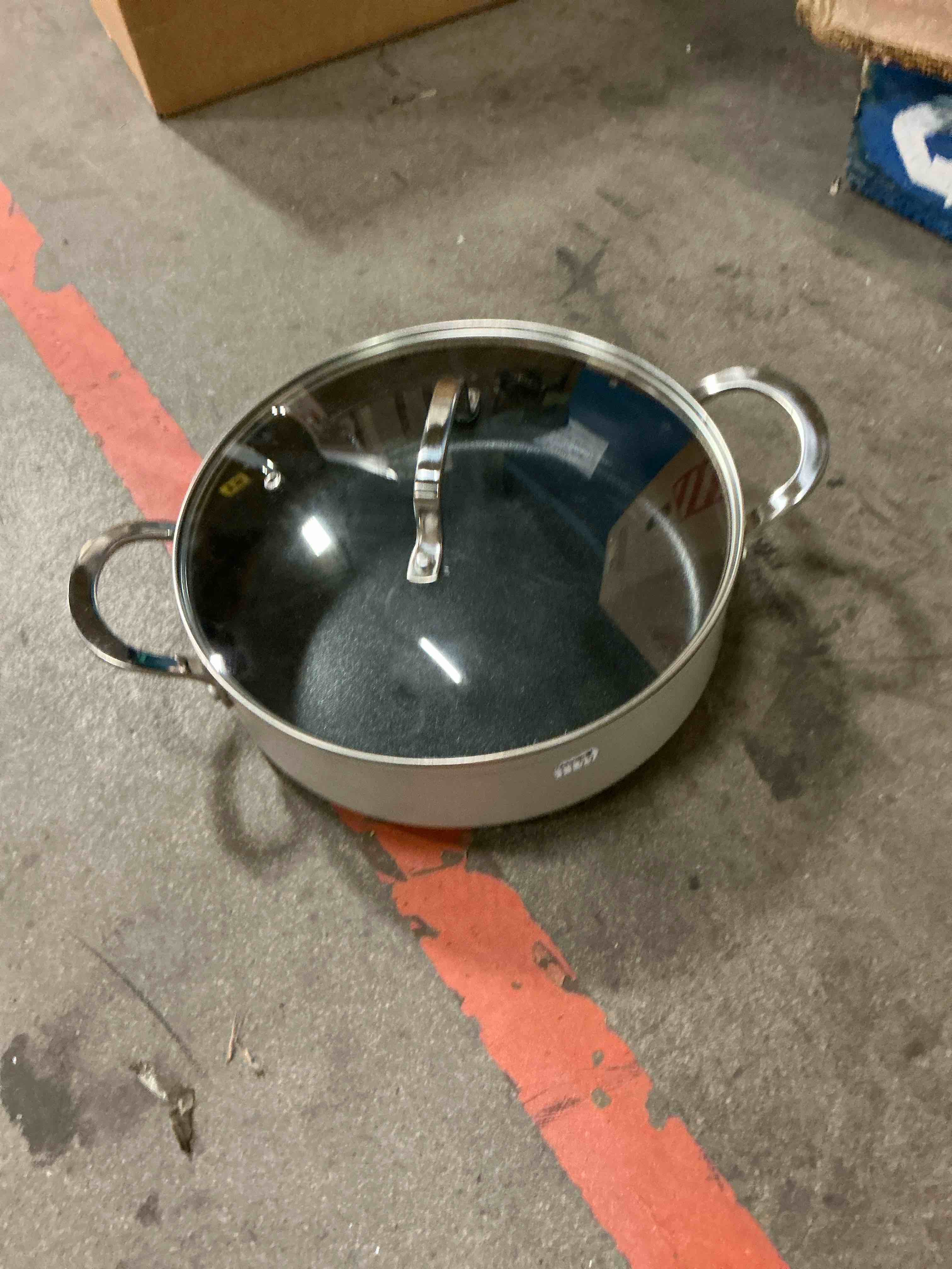 https://s3.amazonaws.com/lotting-images-prod/bidfta/TEA1658833_1753991725073.jpeg