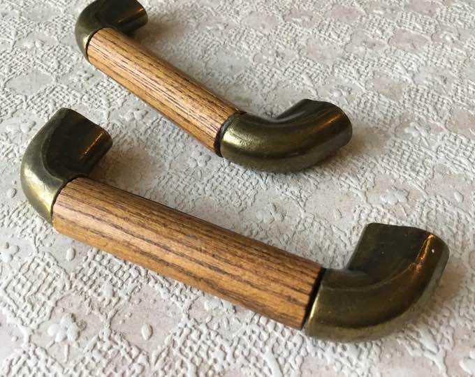 KBC Wood and Brass Industrial Vintage Salvaged Cabinet Pulls 3” Centre Keeler Brass (1 box)