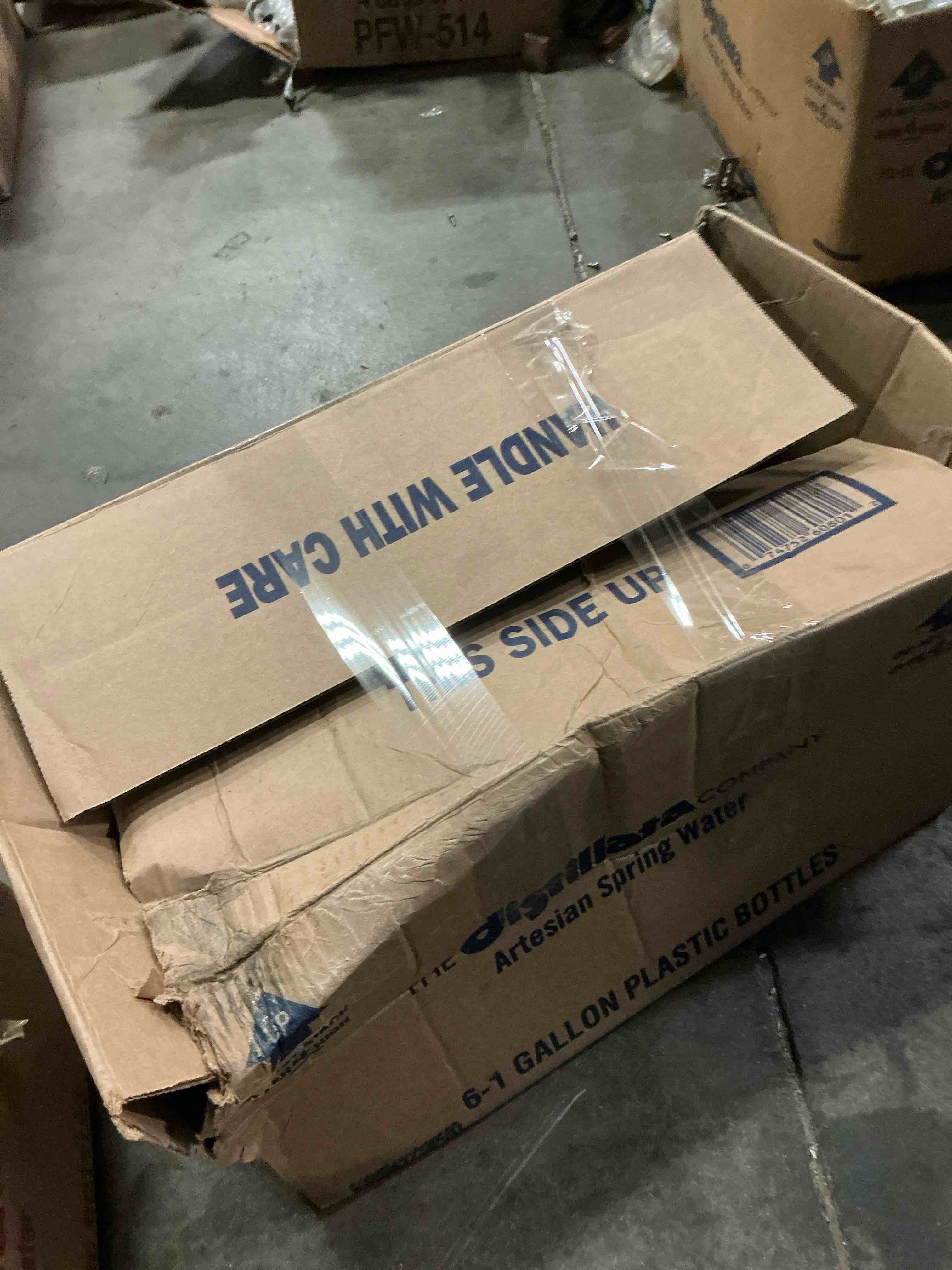 https://s3.amazonaws.com/lotting-images-prod/bidfta/TEA1658898_1754315905145.jpeg