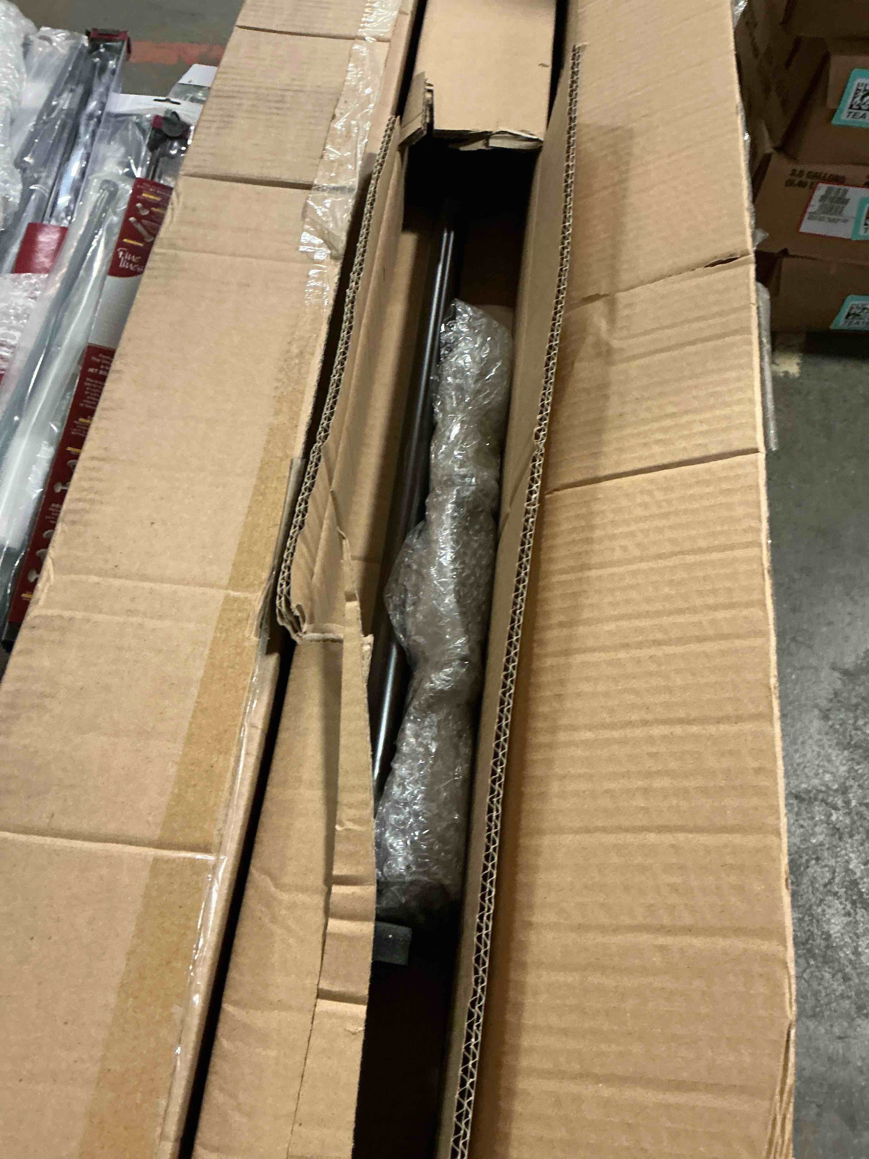 https://s3.amazonaws.com/lotting-images-prod/bidfta/TEA1659029_1754502672533.jpeg