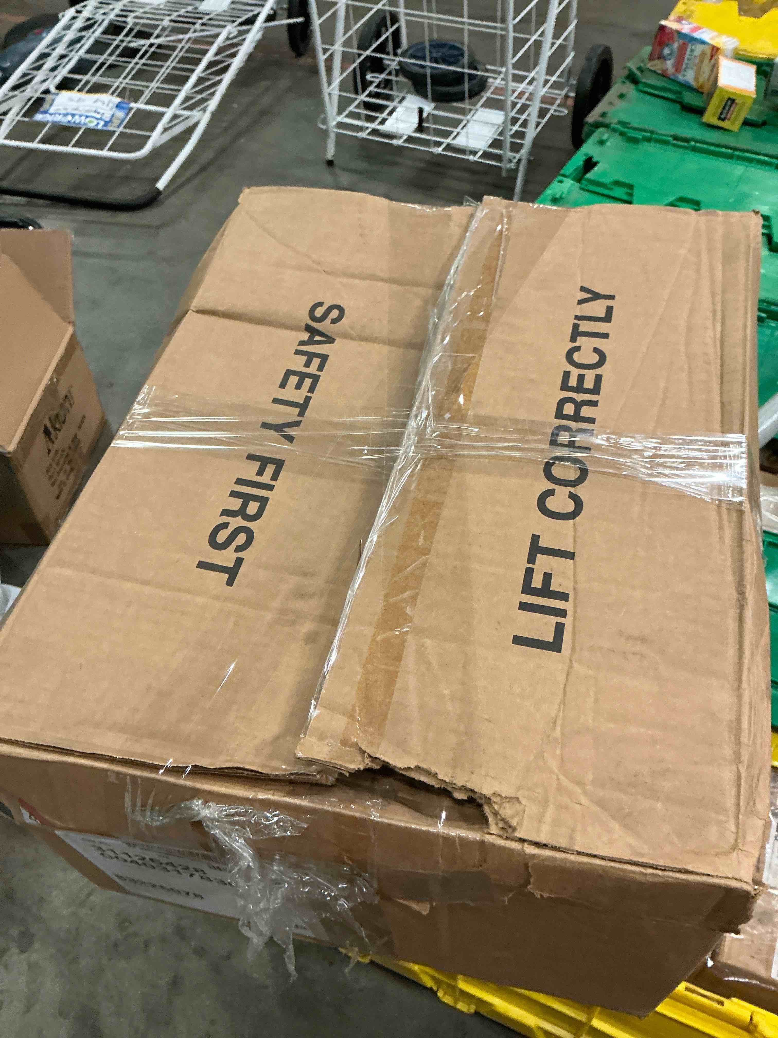 https://s3.amazonaws.com/lotting-images-prod/bidfta/TEA1659051_1754665855080.jpeg