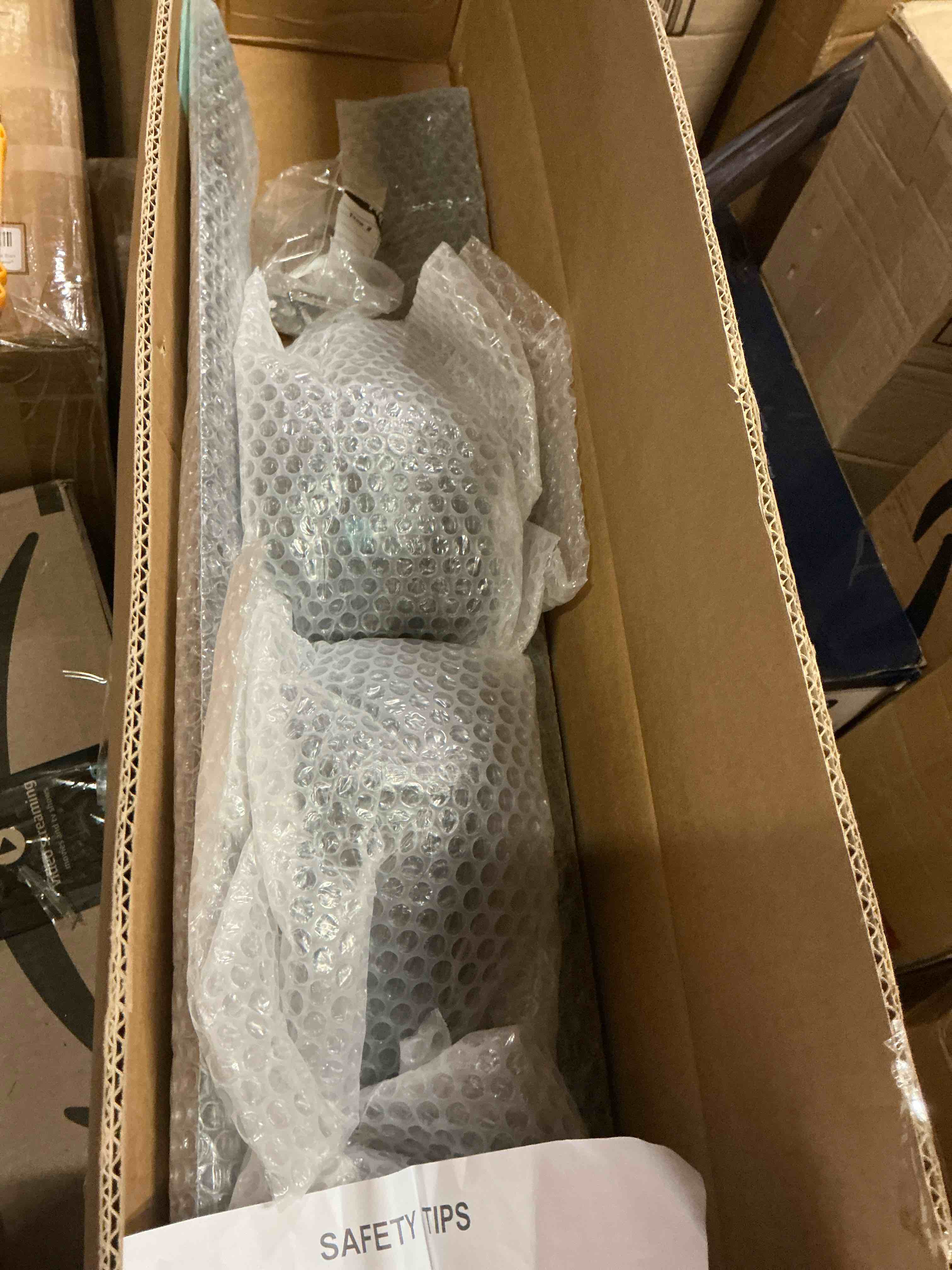 https://s3.amazonaws.com/lotting-images-prod/bidfta/TEA1659219_1755092597129.jpeg