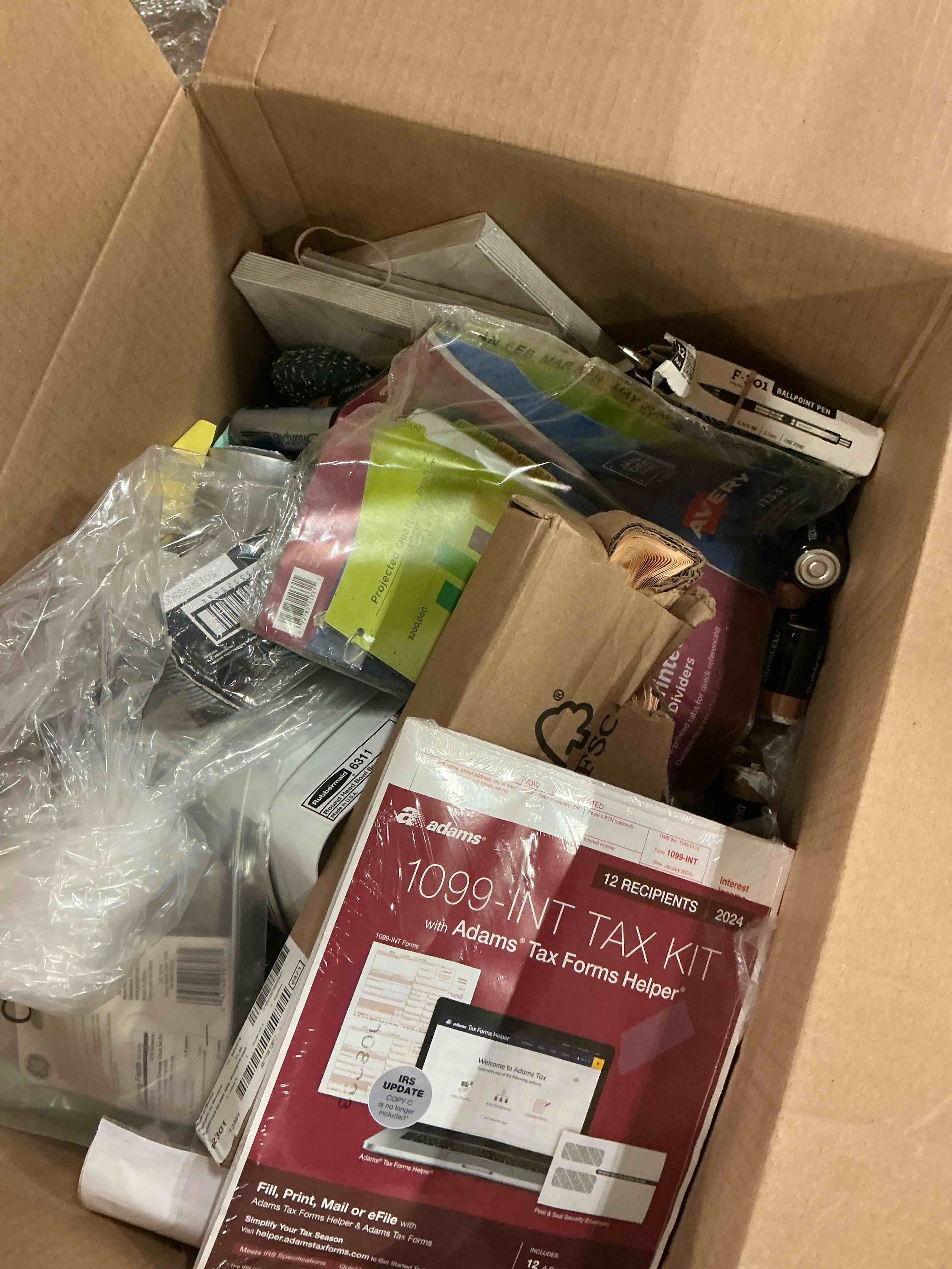 https://s3.amazonaws.com/lotting-images-prod/bidfta/TEA1659276_1755526797363.jpeg