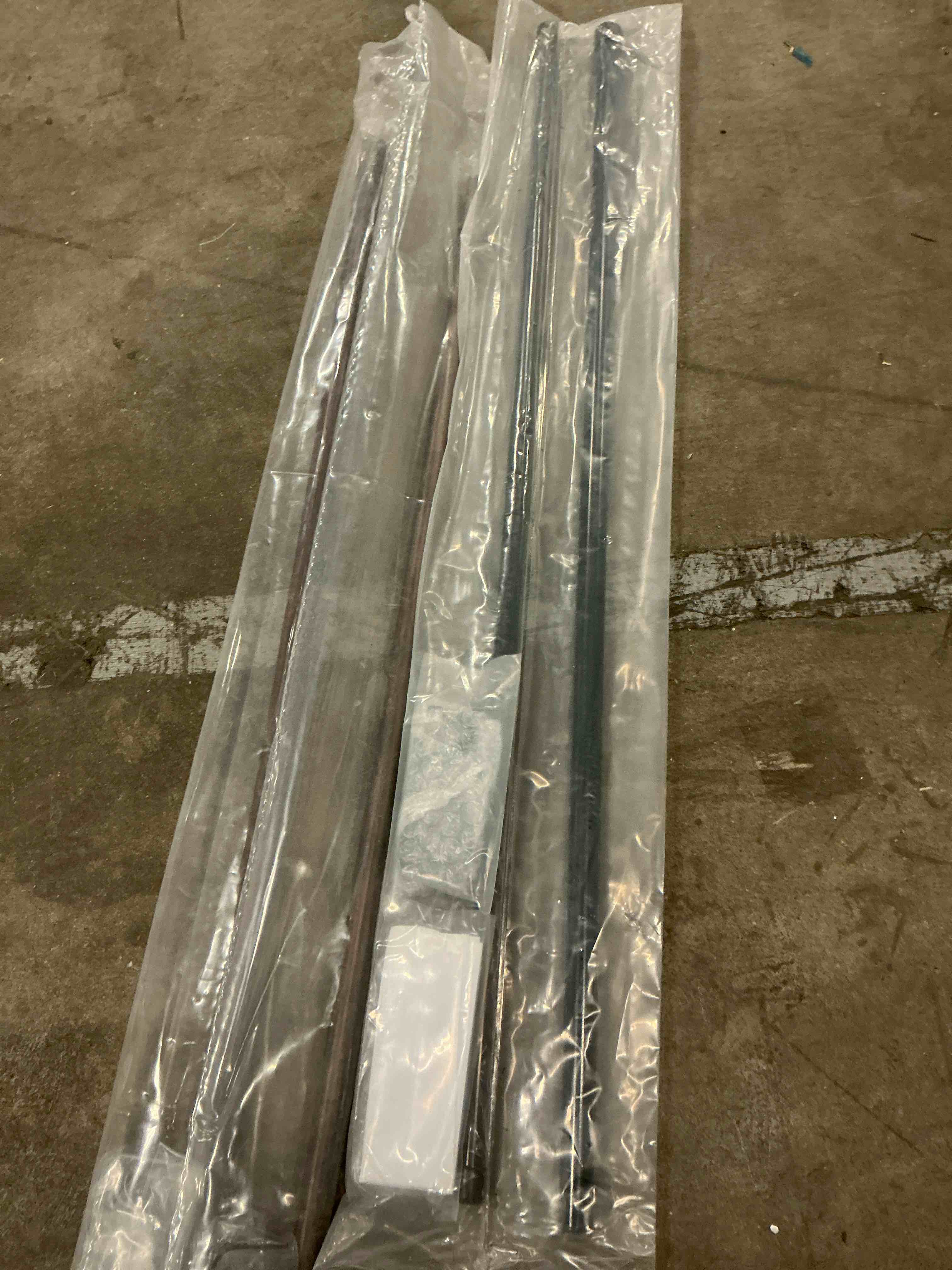 5/8” adjustable curtain Rods 52-92 ant brown (Different sizes and styles)