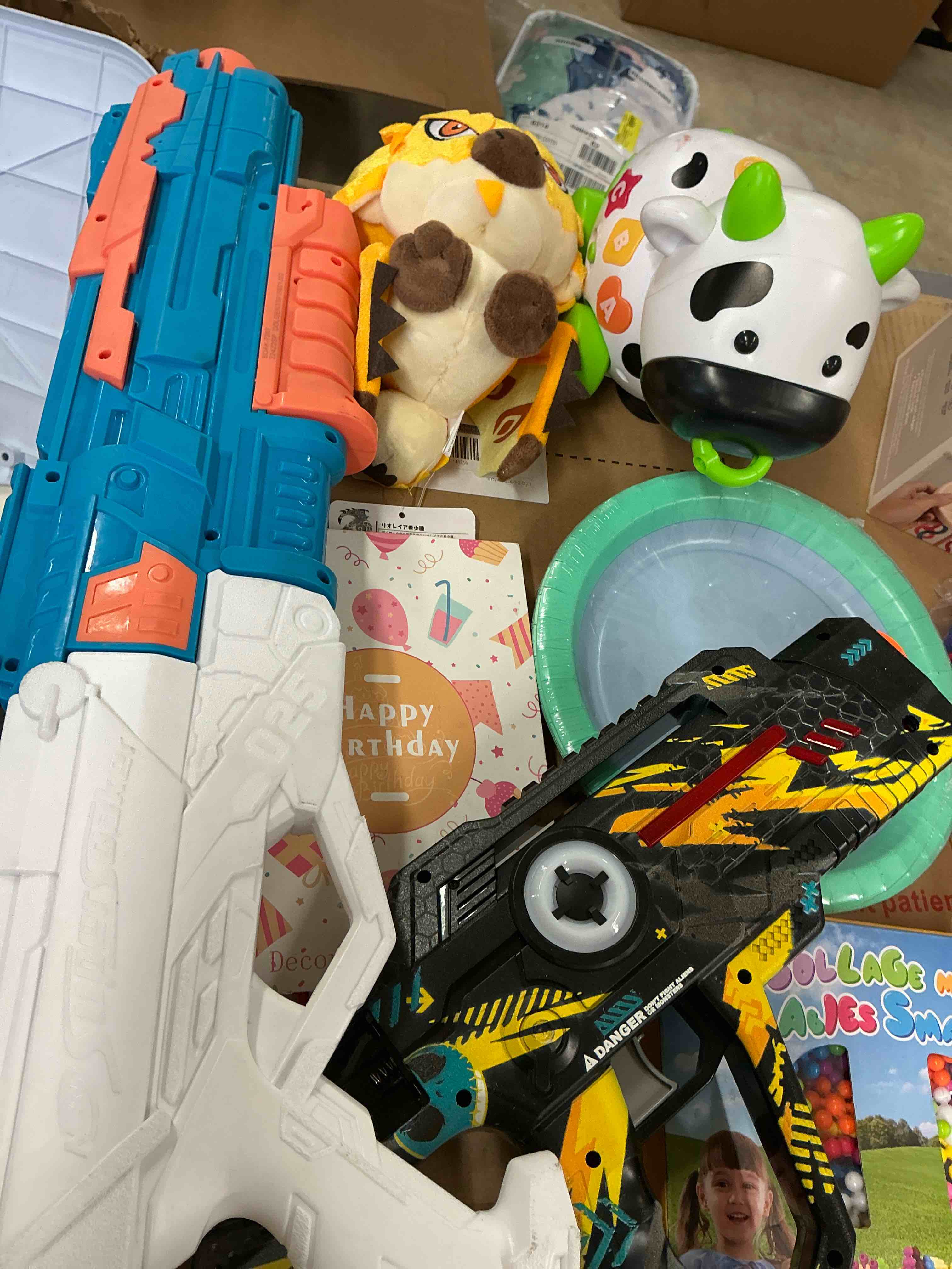Assortment of toys for children of different styles (12 pieces)