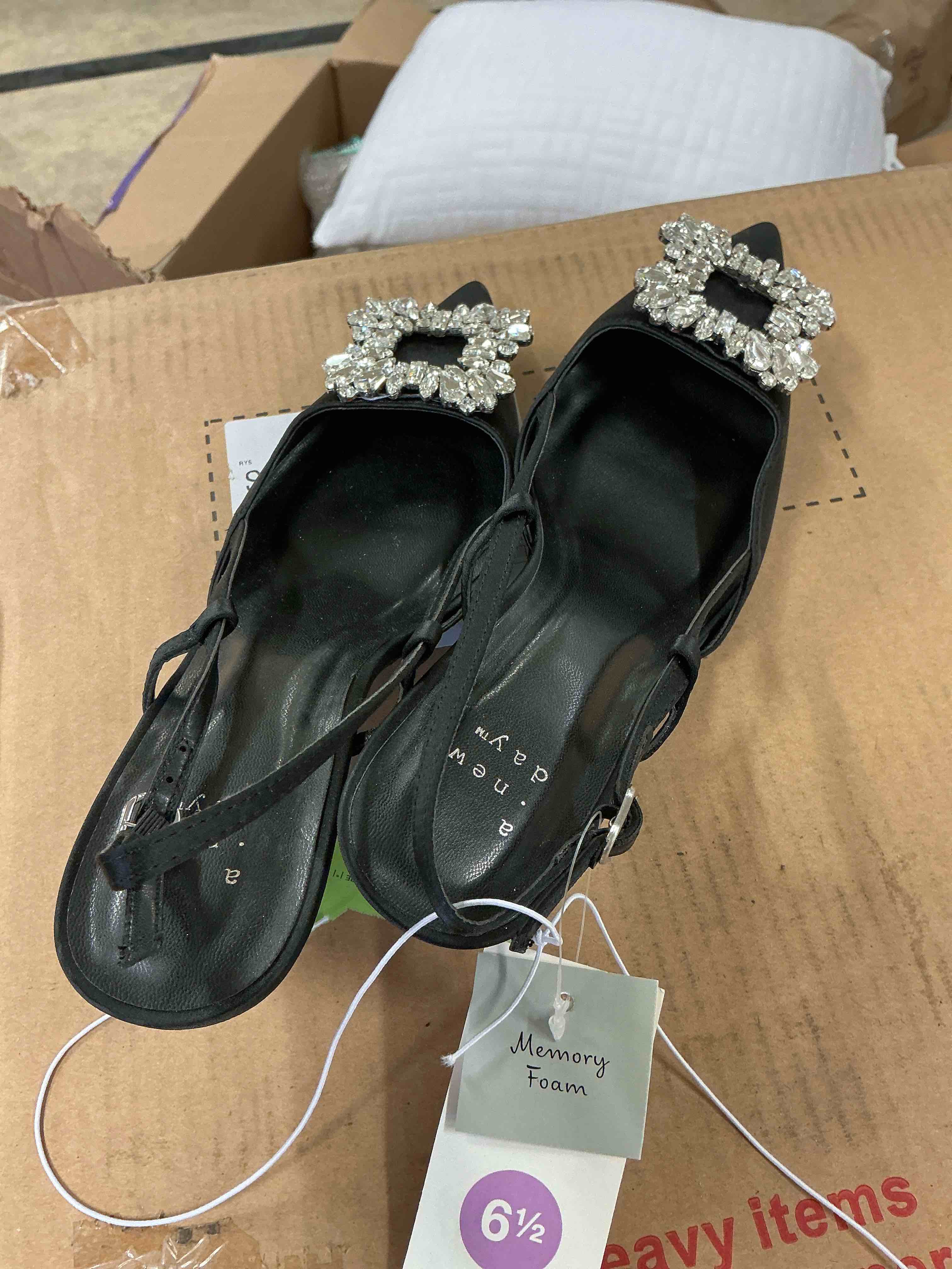 https://s3.amazonaws.com/lotting-images-prod/bidfta/TEA1659779_1756746704085.jpeg