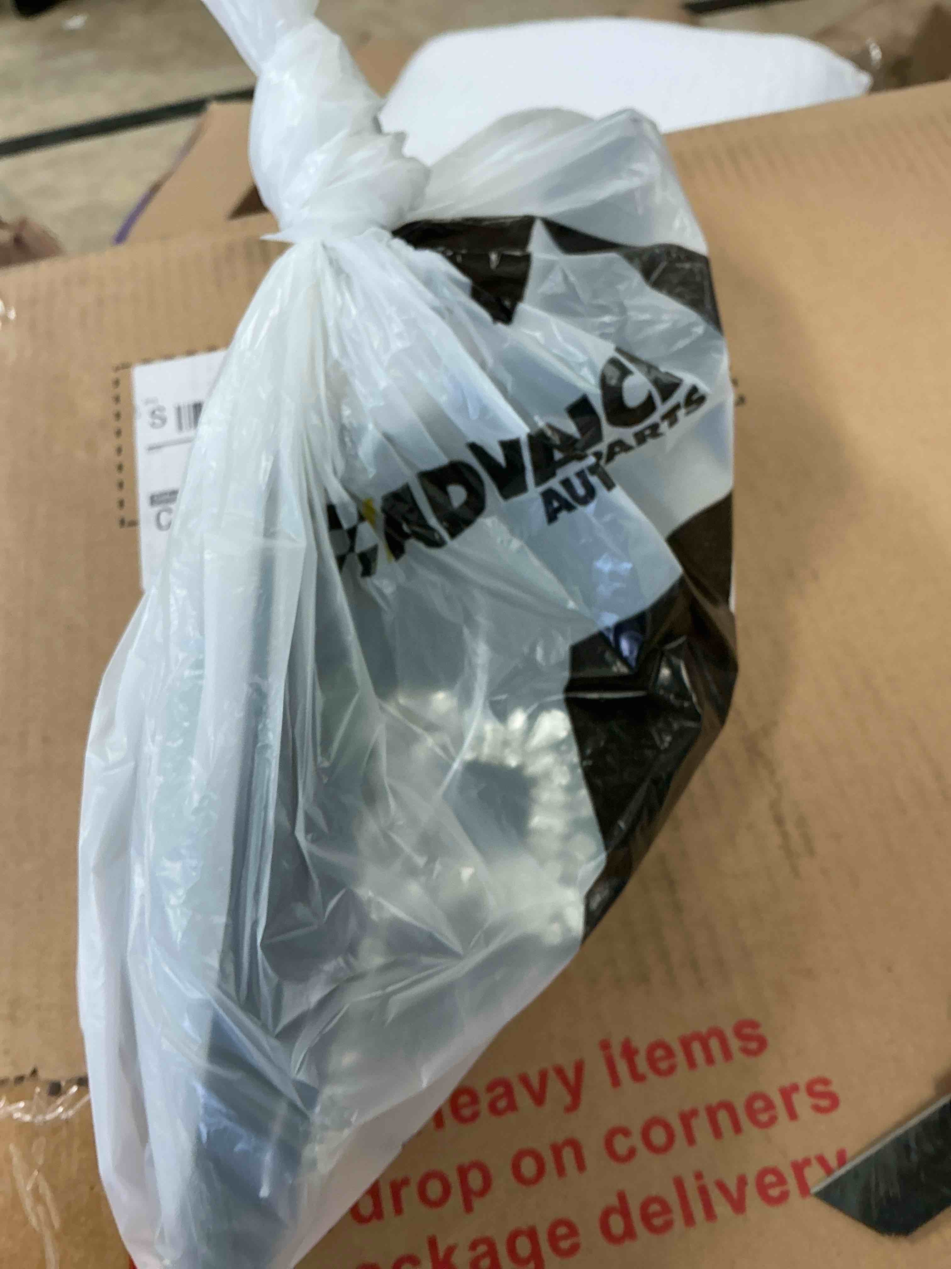https://s3.amazonaws.com/lotting-images-prod/bidfta/TEA1659779_1756746727679.jpeg