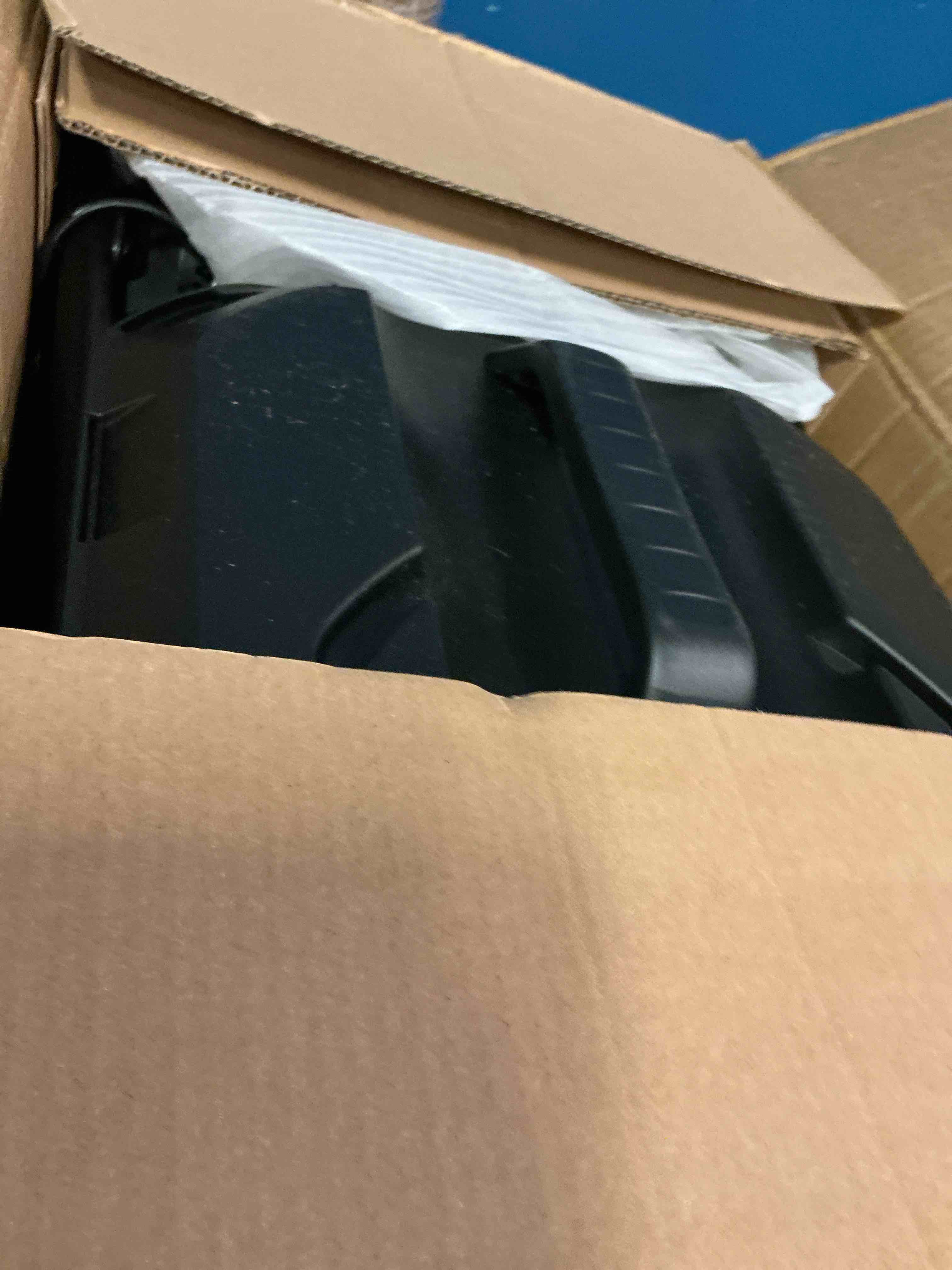 https://s3.amazonaws.com/lotting-images-prod/bidfta/TEA1659912_1756843122074.jpeg