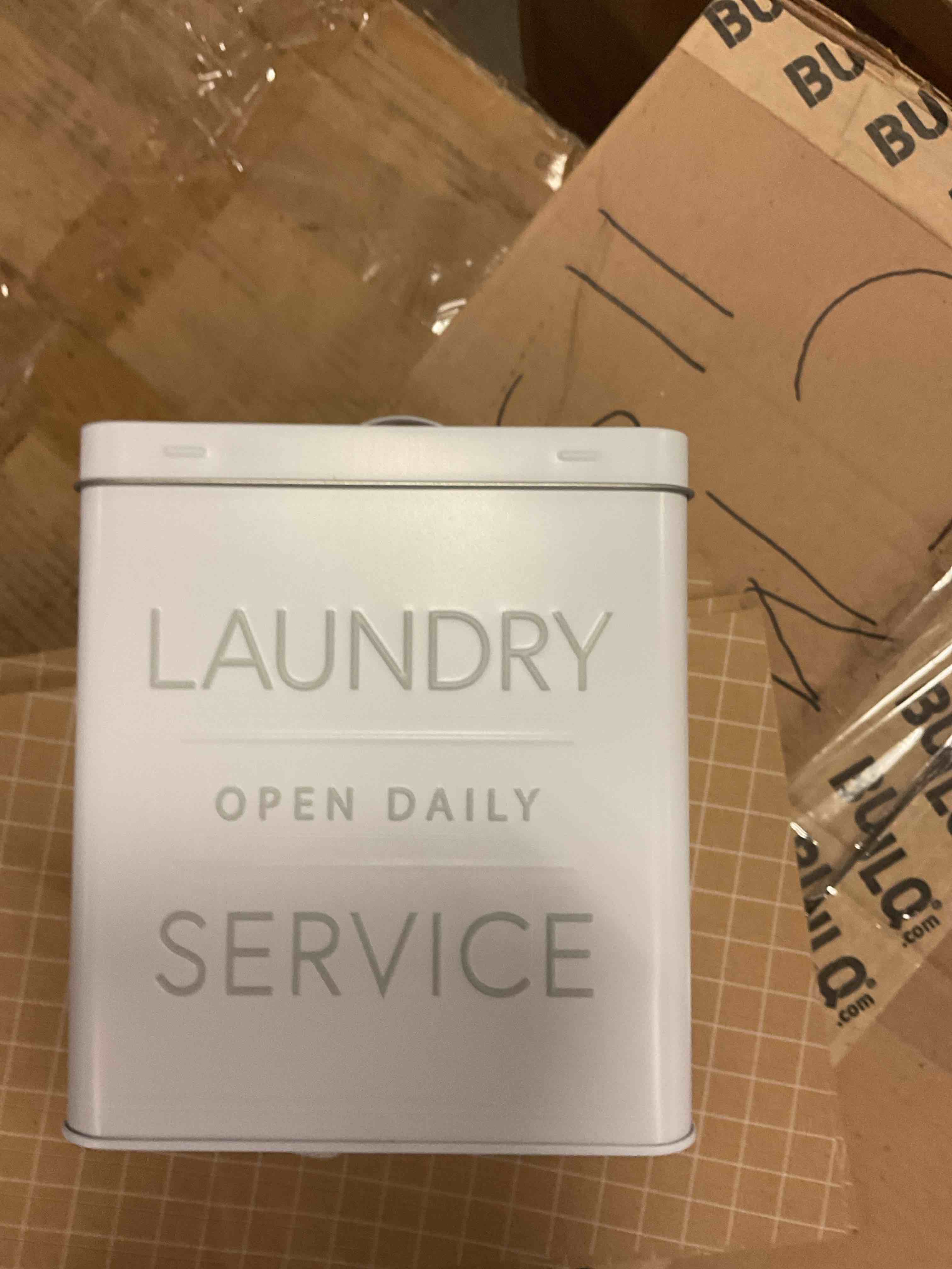 https://s3.amazonaws.com/lotting-images-prod/bidfta/TEA1663015_1749756243922.jpeg