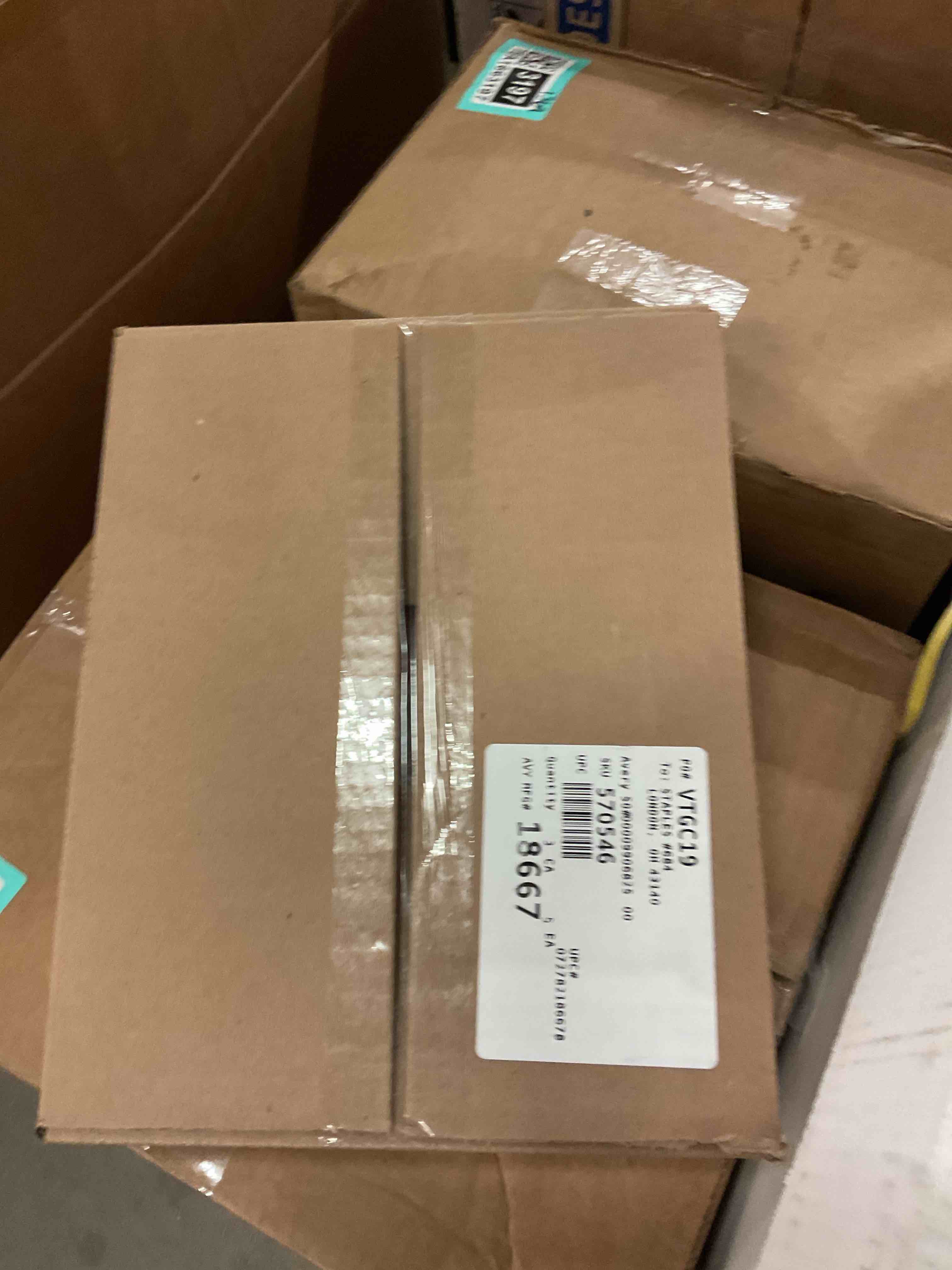 https://s3.amazonaws.com/lotting-images-prod/bidfta/TEA1663200_1750272137379.jpeg