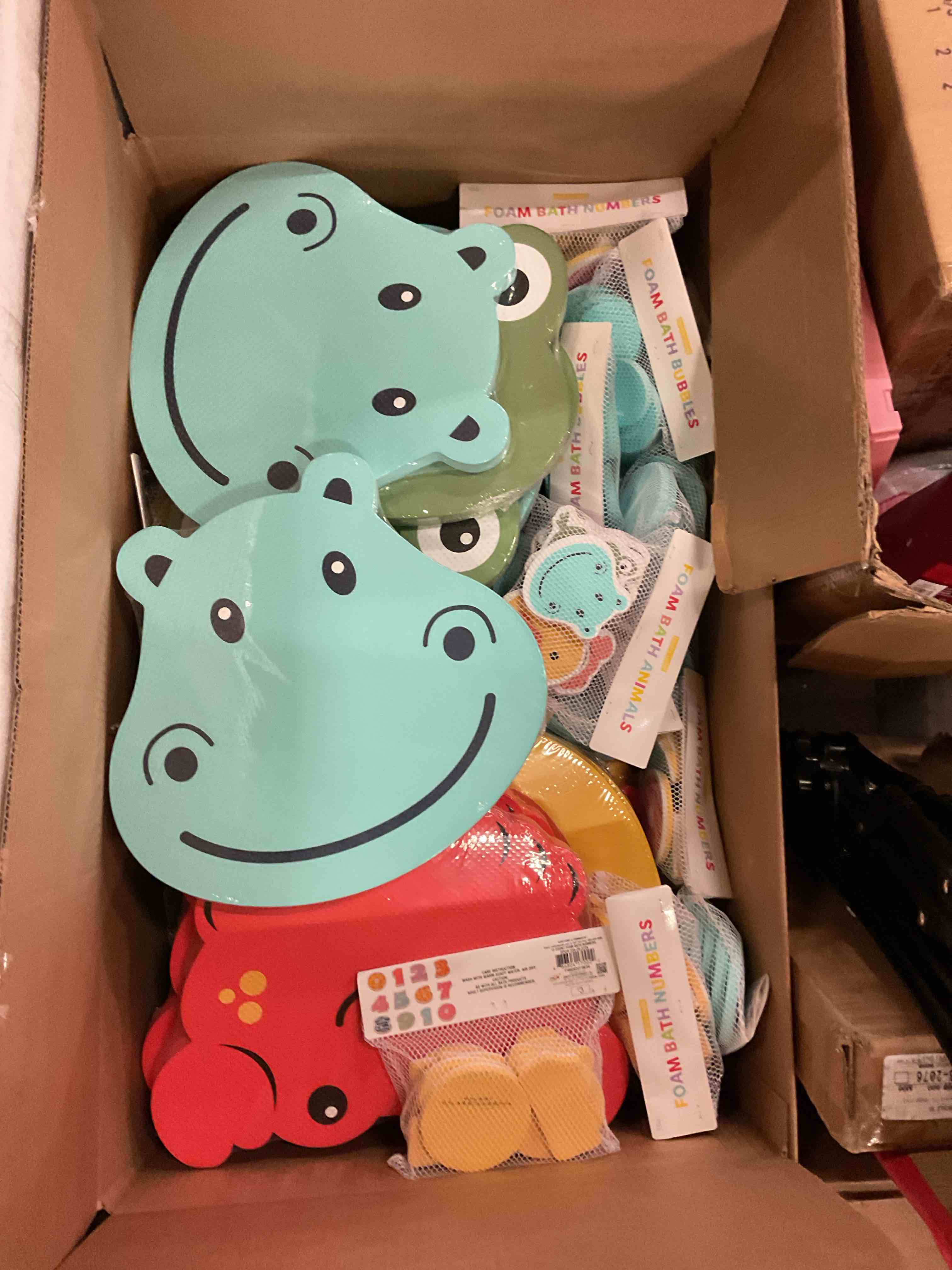 https://s3.amazonaws.com/lotting-images-prod/bidfta/TEA1663276_1750344258880.jpeg