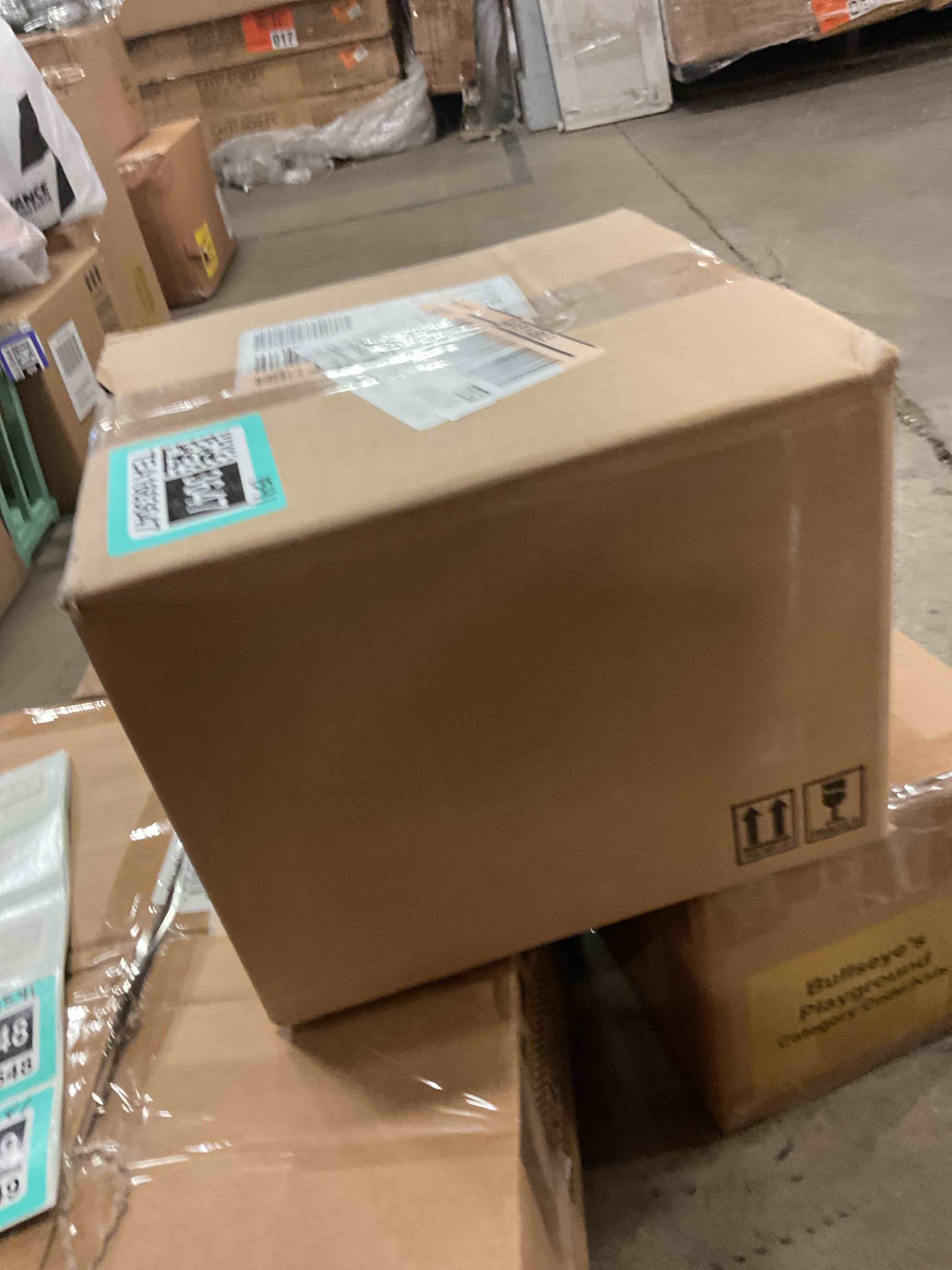 https://s3.amazonaws.com/lotting-images-prod/bidfta/TEA1663647_1751924768864.jpeg