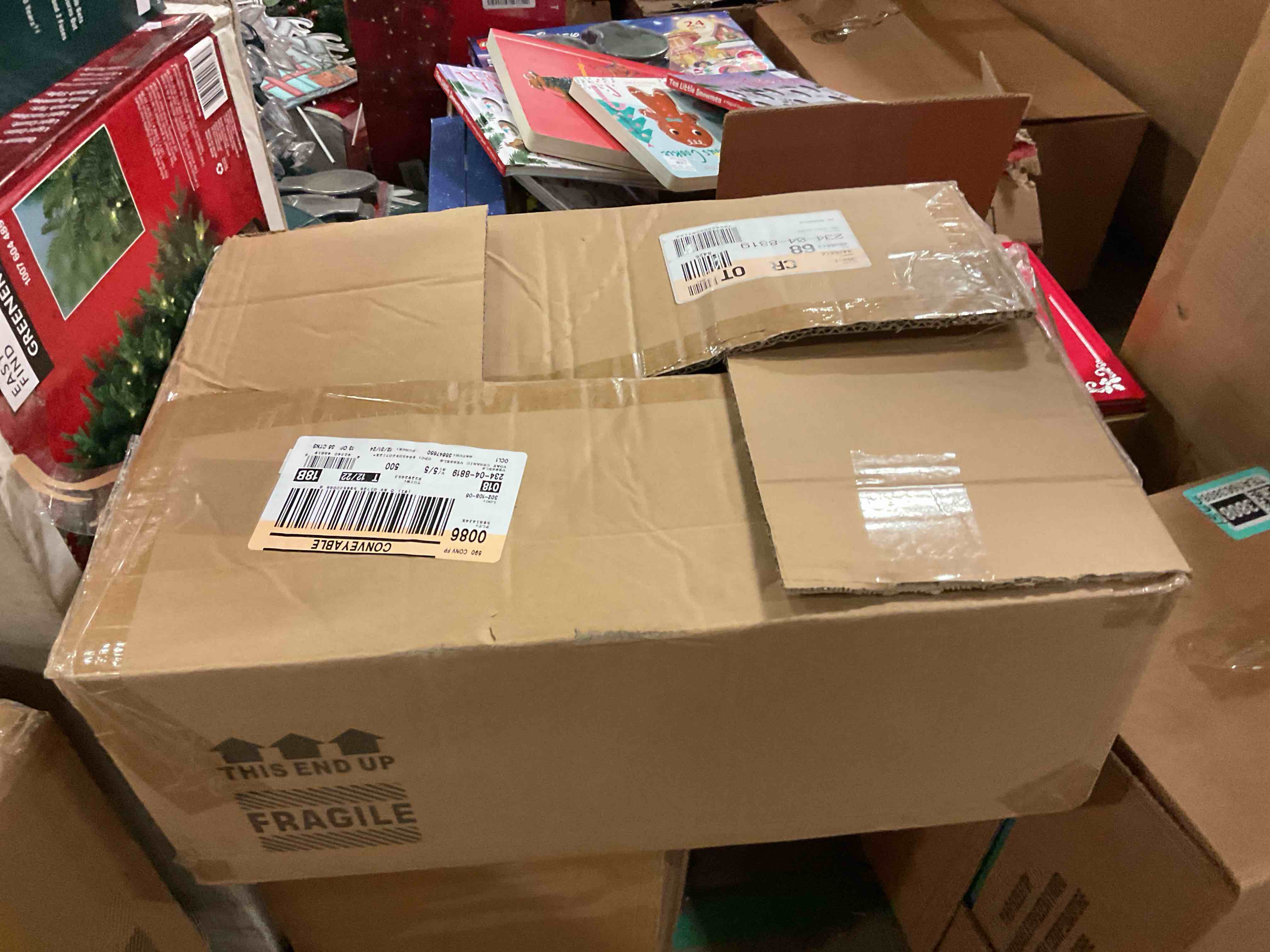 https://s3.amazonaws.com/lotting-images-prod/bidfta/TEA1663811_1752164647830.jpeg