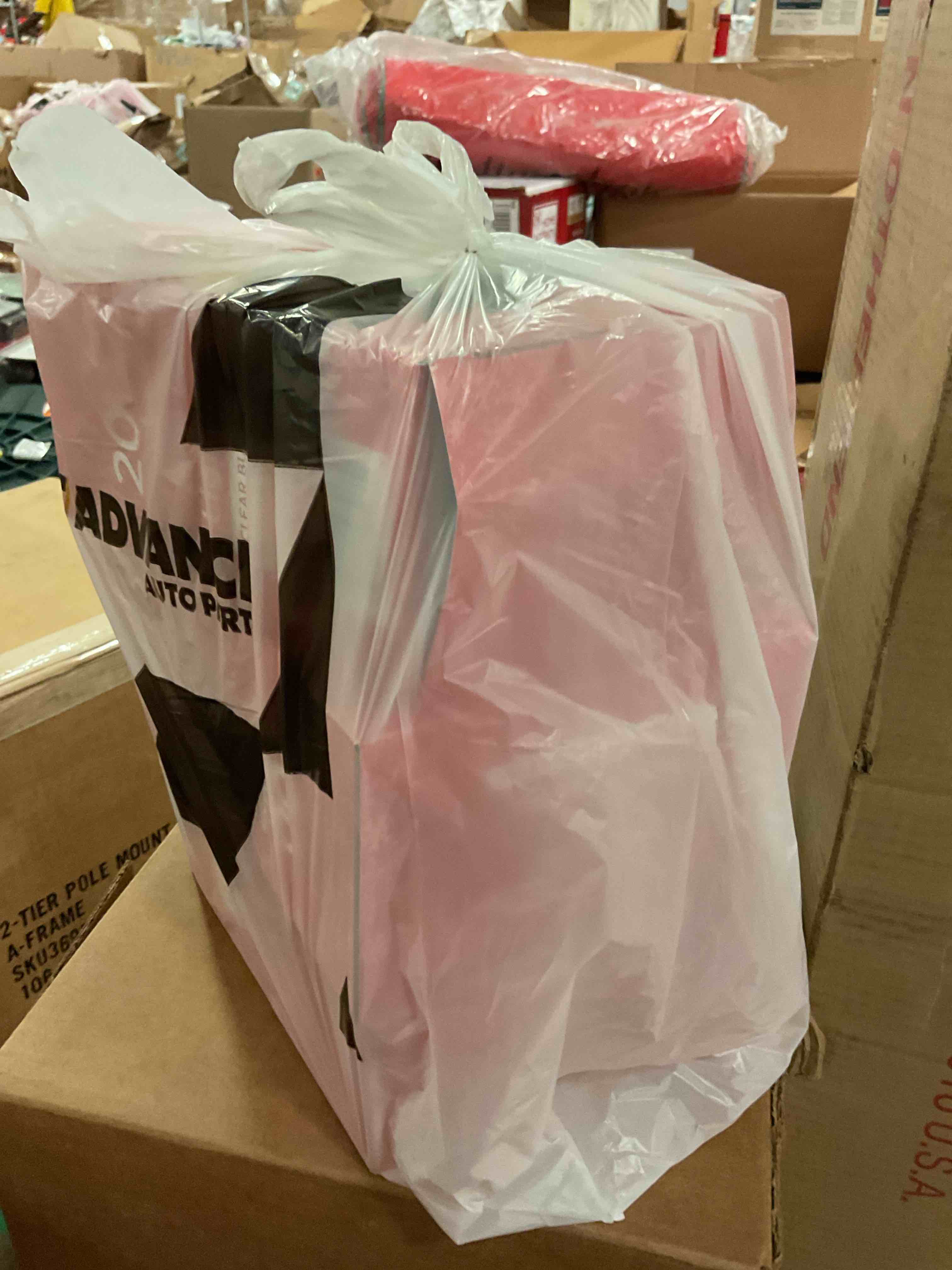 https://s3.amazonaws.com/lotting-images-prod/bidfta/TEA1663816_1752165327651.jpeg