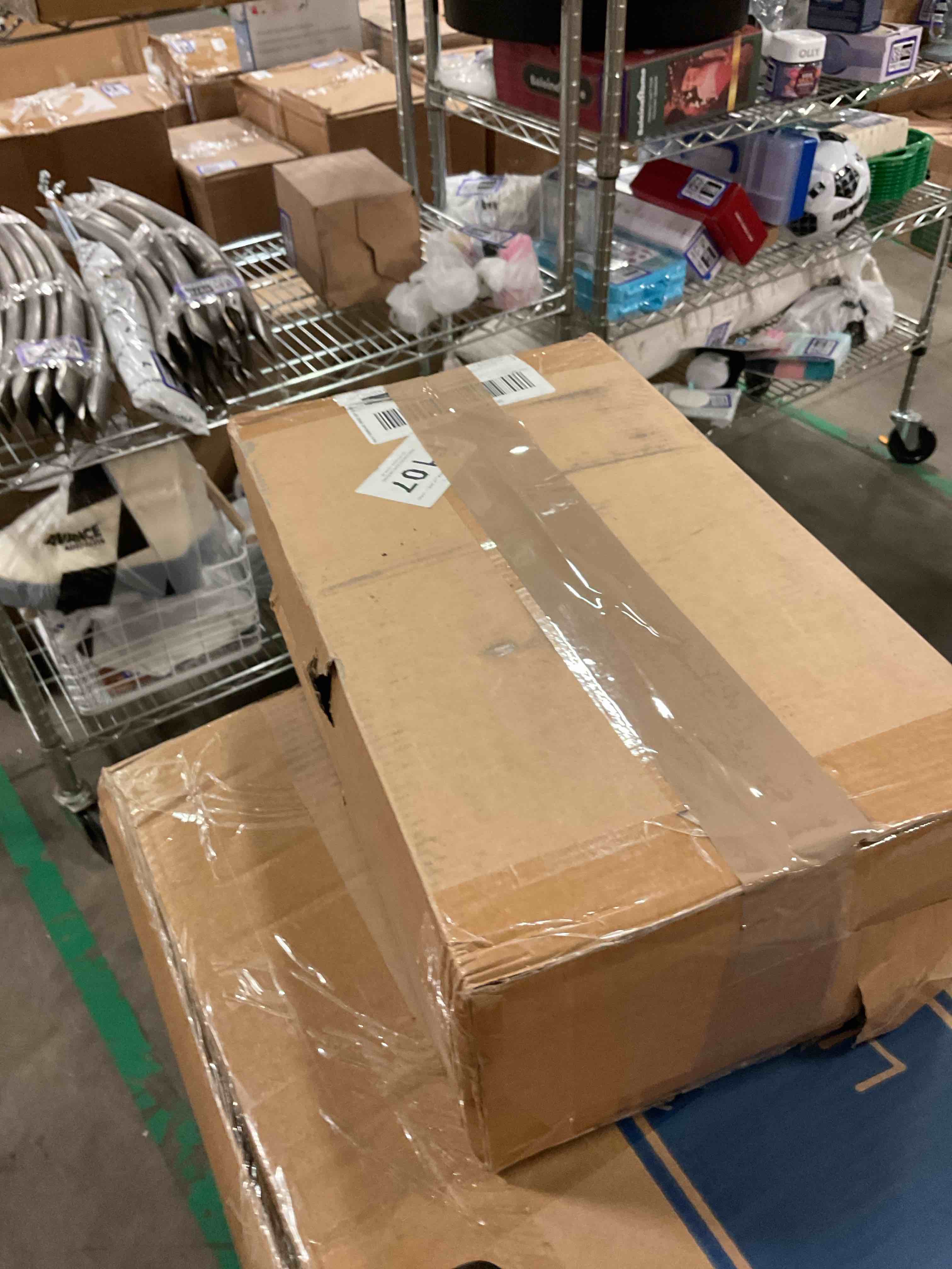 https://s3.amazonaws.com/lotting-images-prod/bidfta/TEA1663984_1752696457530.jpeg