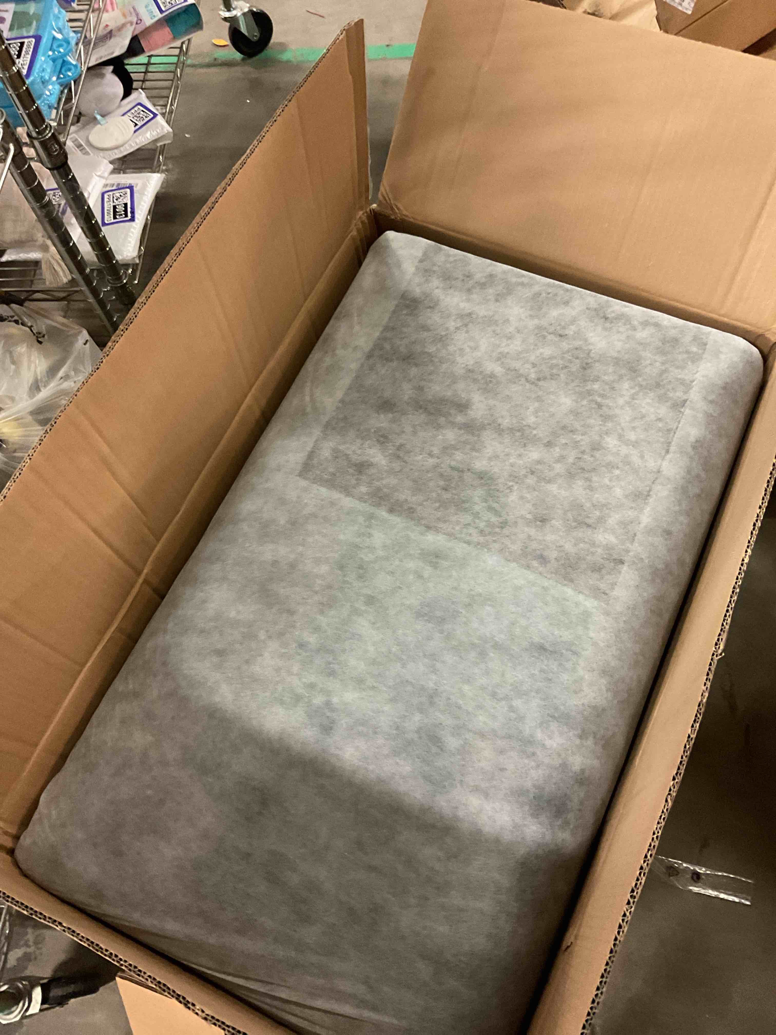 https://s3.amazonaws.com/lotting-images-prod/bidfta/TEA1663985_1752696573023.jpeg