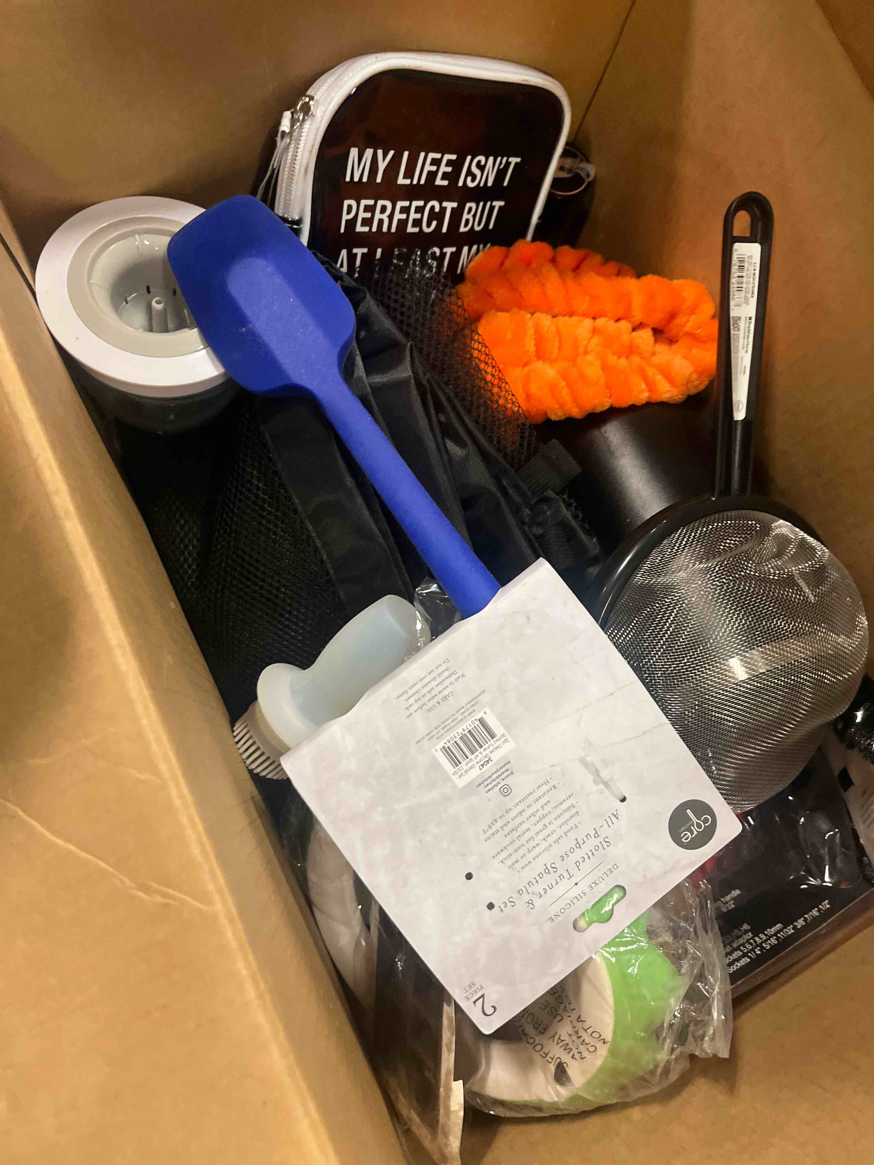 https://s3.amazonaws.com/lotting-images-prod/bidfta/TEA1664508_1753990591087.jpeg