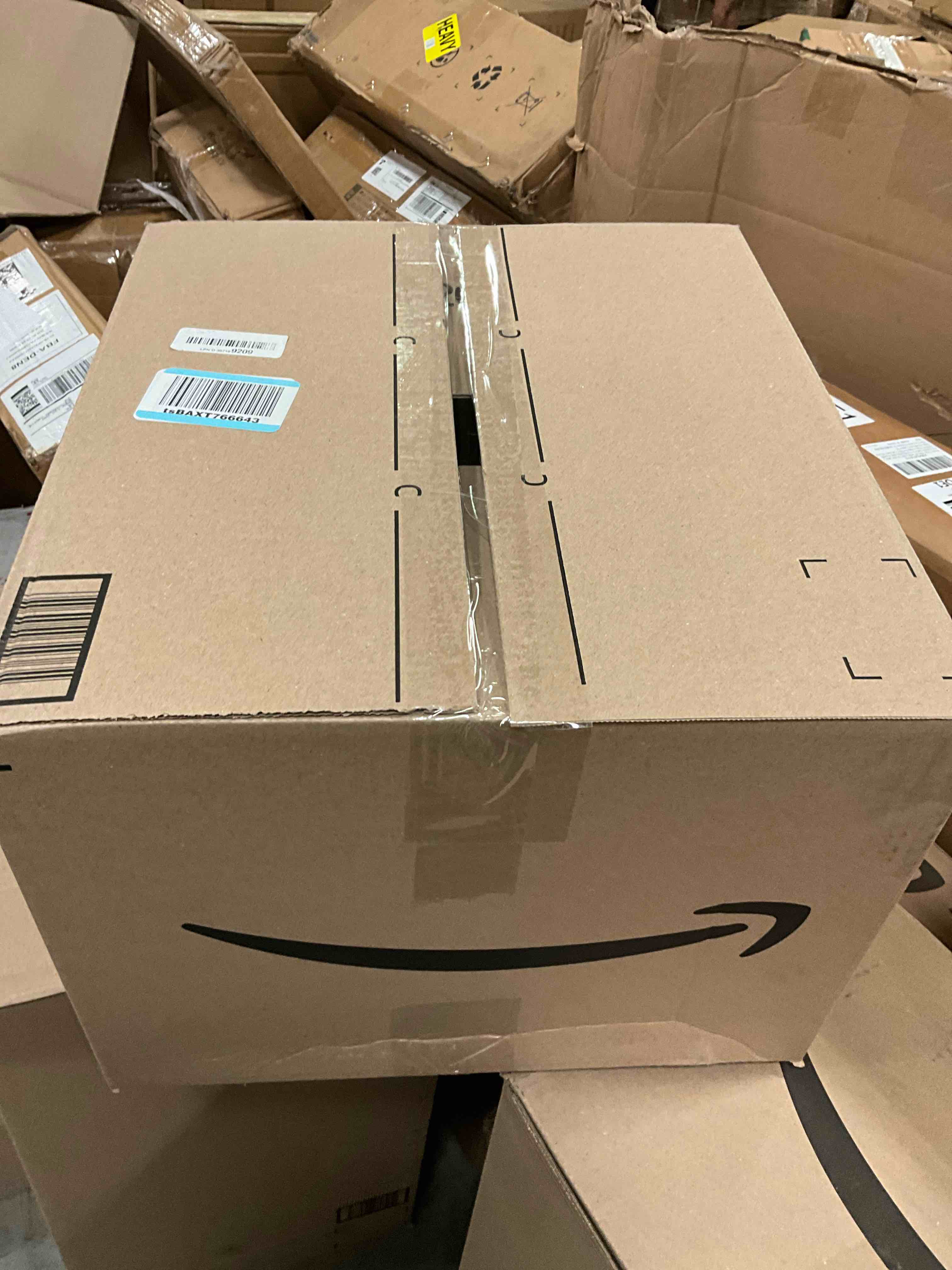 https://s3.amazonaws.com/lotting-images-prod/bidfta/TEA1665813_1754661787772.jpeg